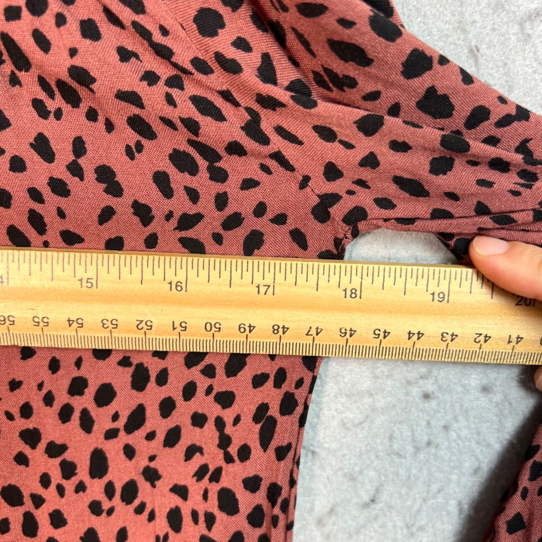 Vintage VINTAGE Pull & Bear Women’s Dress Maxi - Animal Print Long Sleeve Shirt Dress, XS Pink, Collared, Viscose, Womens Size XS / US 0-2 / IT 36-38 - 5 Thumbnail