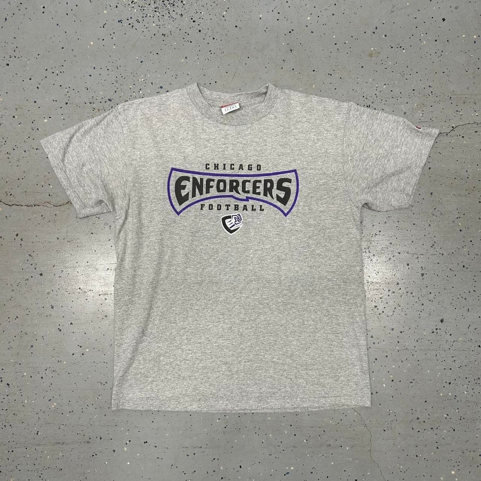 Champion VTG/Y2K Grey and purple Chicago Enforcers football tee Size US L / EU 52-54 / 3 - 1 Thumbnail