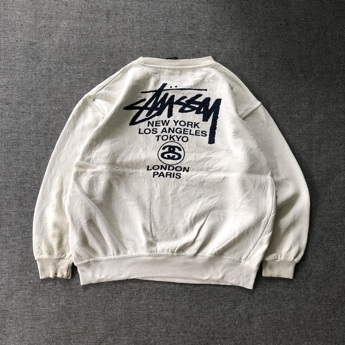 Stussy STUSSY World Tour Backprint Crewneck Sweatshirt Size US L / EU 52-54 / 3 - 2 Thumbnail