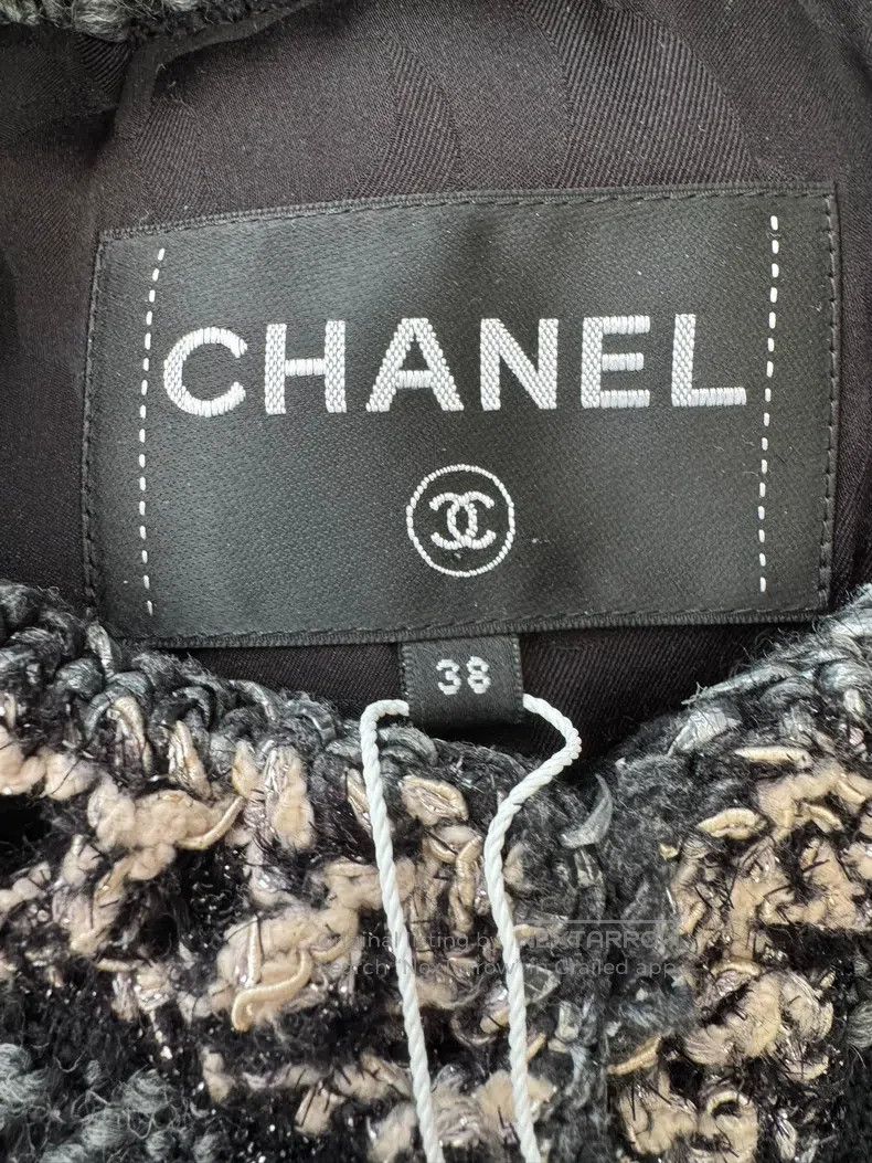 Chanel Chanel Black and gray plaid four-pocket tweed long vest Size XS / US 0-2 / IT 36-38 - 3 Thumbnail