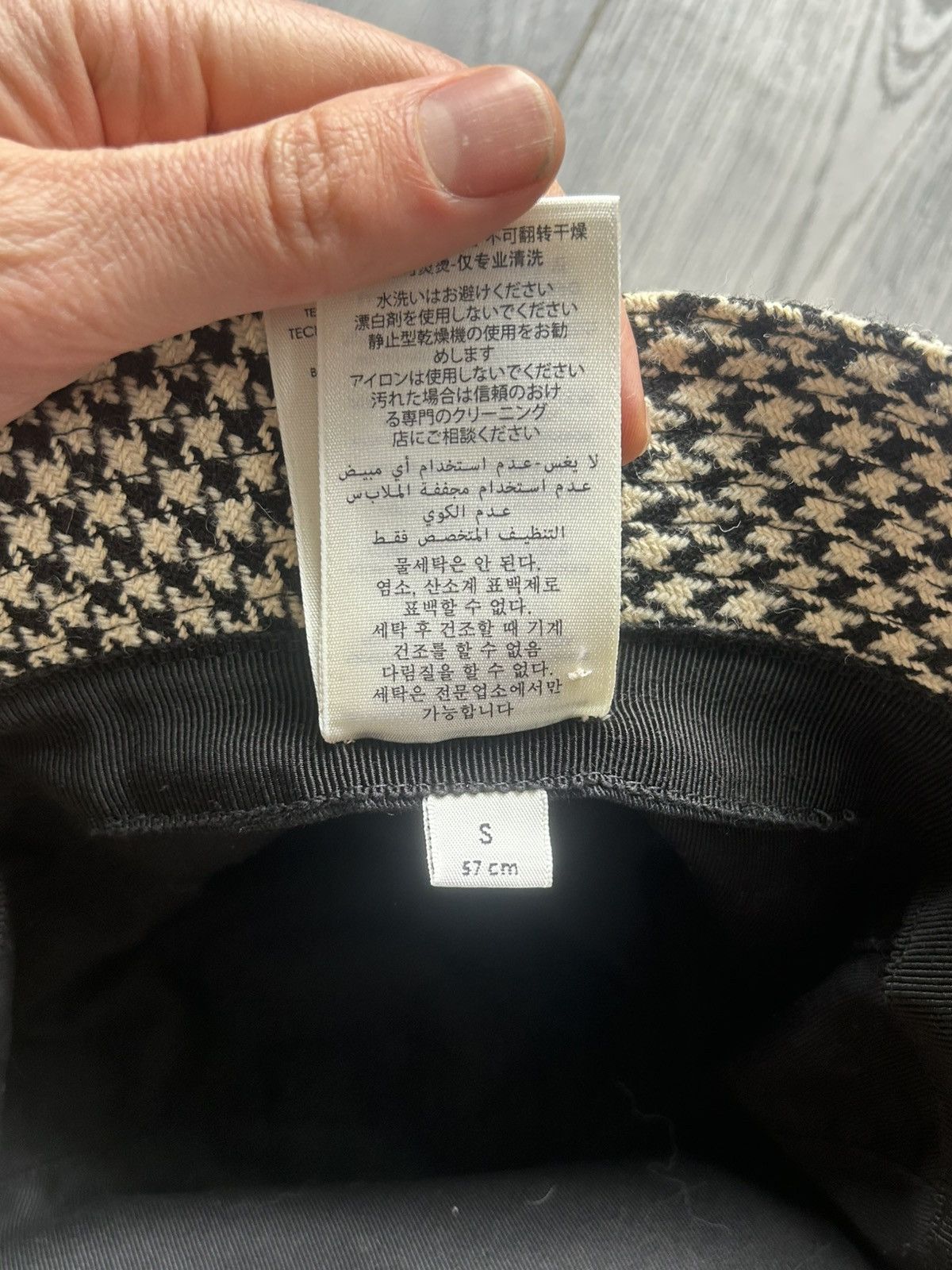 Gucci Gucci Houndstooth Bucket Hat with GG Detail Size ONE SIZE - 6 Thumbnail