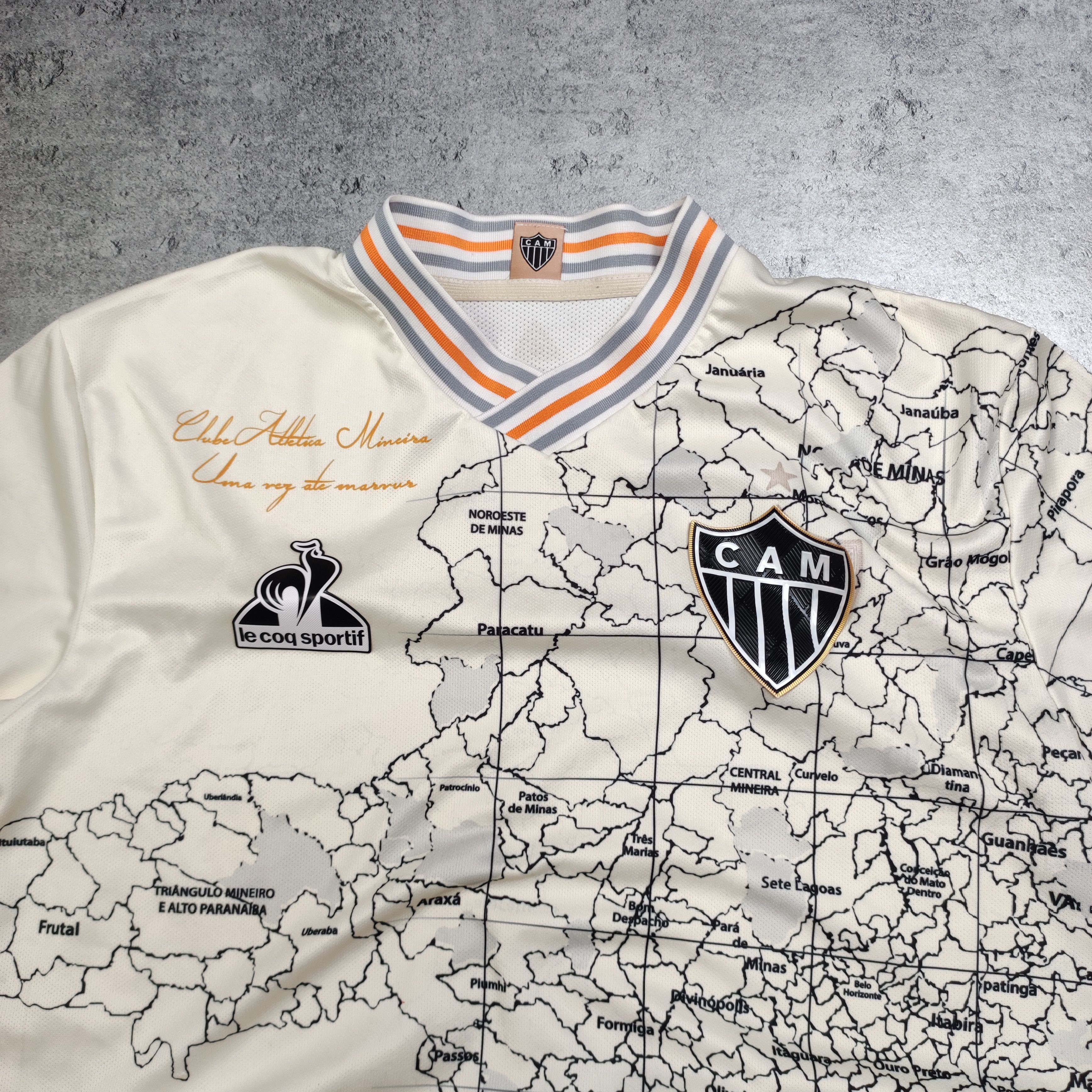 Other RARE Brazil Atletico Mineiro Third Limited Edition Jersey Size US M / EU 48-50 / 2 - 4 Thumbnail
