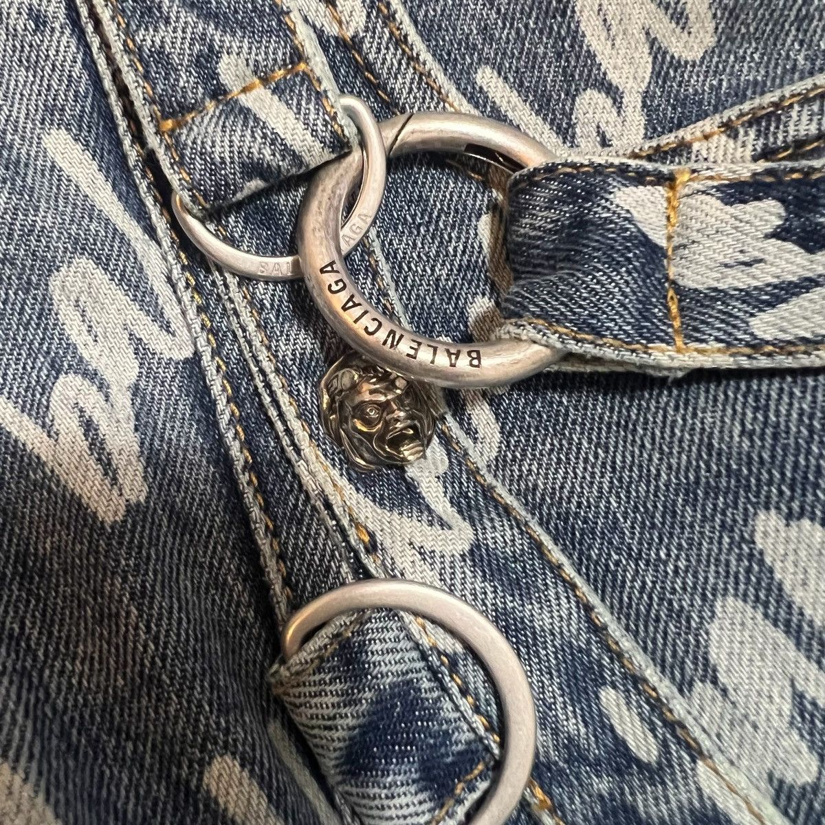 Balenciaga BALENCIAGA 2022AW All Over Logo RAVER JEANS Size US 31 - 9 Thumbnail