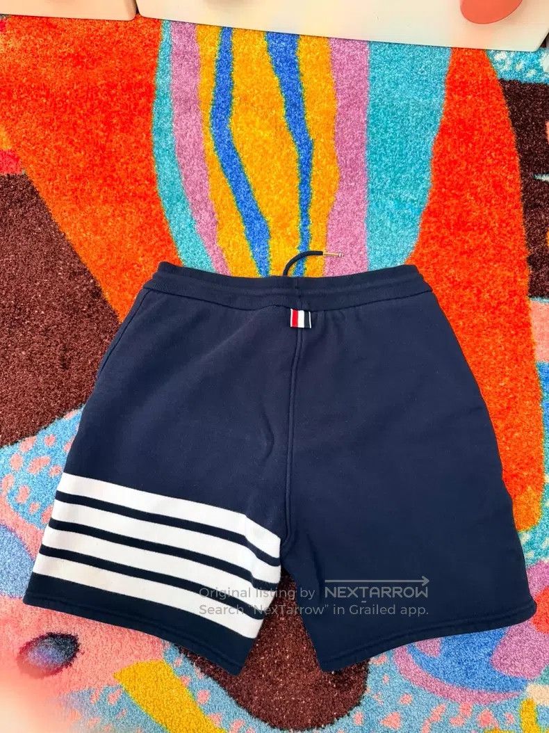 Thom Browne Thom Browne Four-Stripe Cotton Sports Shorts Size 25" / US 0 / IT 36 - 1 Thumbnail