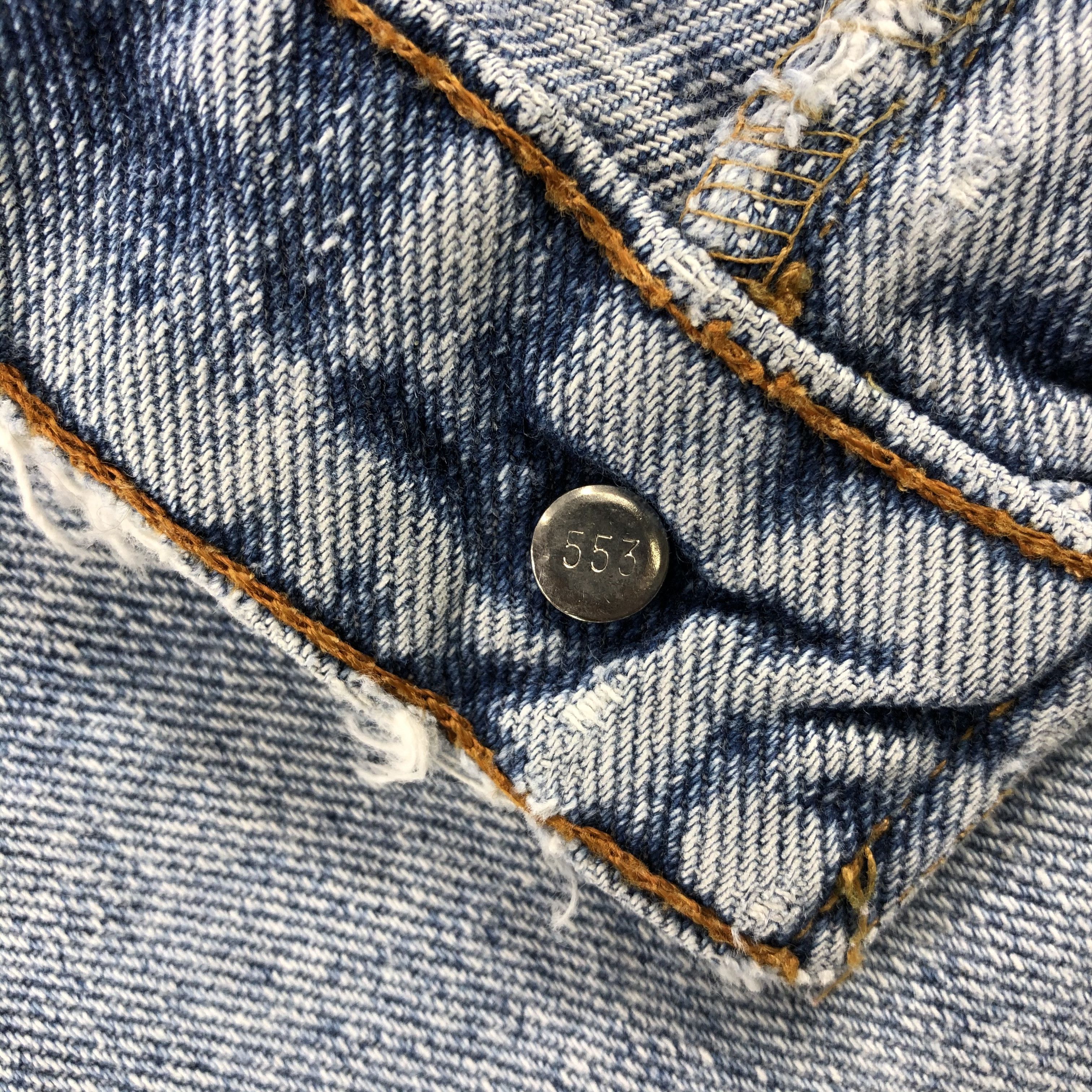 Levi's × Vintage Vintage 90s Light Wash Levis 550 Jeans-JM2427 Size US 37 - 15 Thumbnail