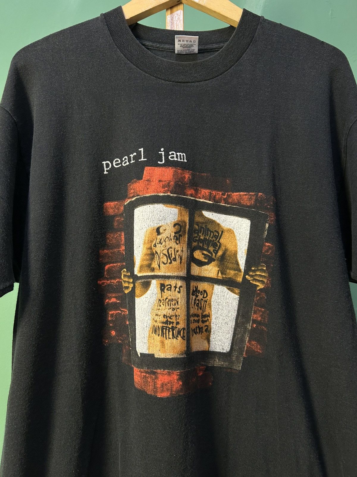 Band Tees Pearl Jam Window Pain 1993 Vintage Band Tee Size US XL / EU 56 / 4 - 2 Thumbnail