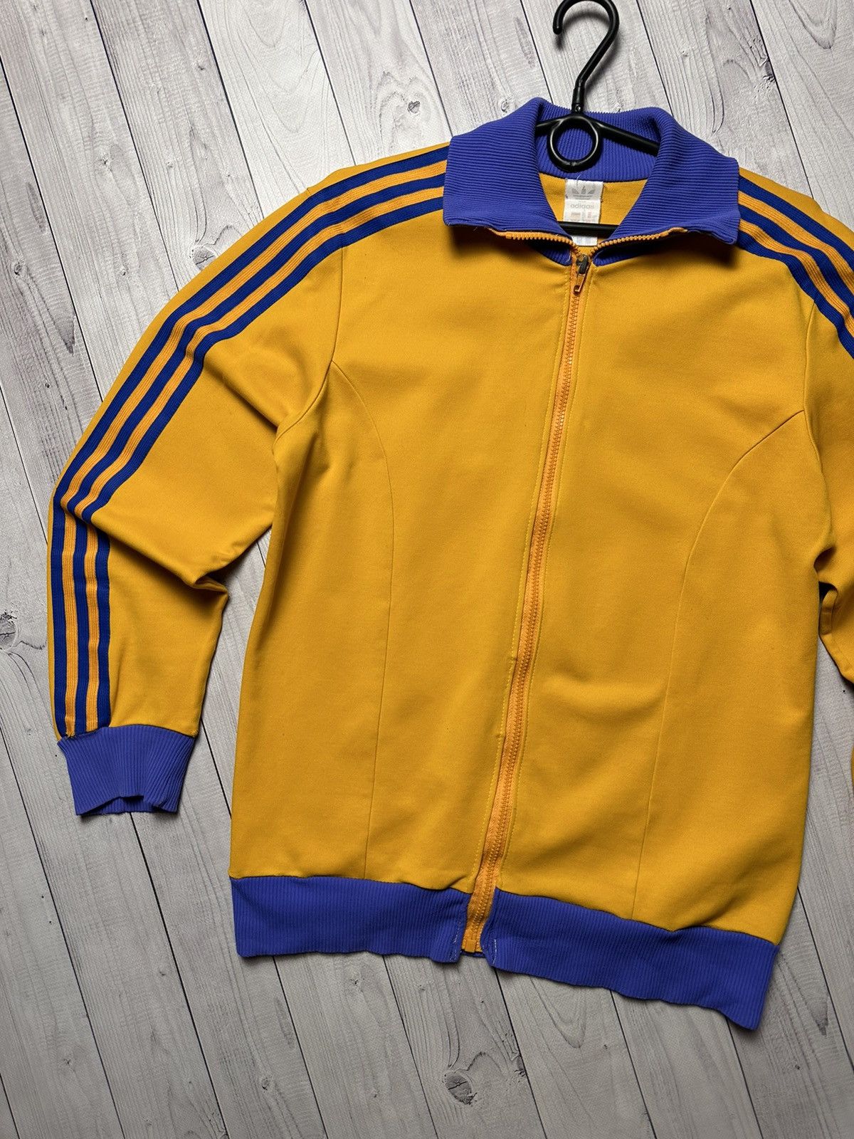 Vintage Vintage adidas jacket retro west Germany size M rare orange Size US M / EU 48-50 / 2 - 2 Thumbnail