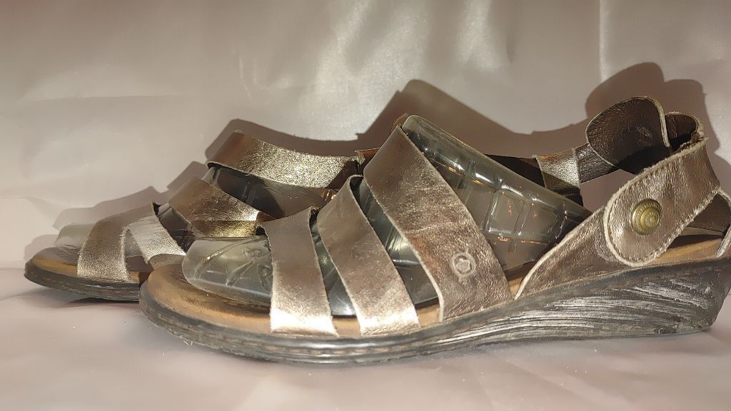 Born Born Kates Metallic Leather Sandals Size 9.5 Size US 9.5 / IT 39.5 - 3 Thumbnail