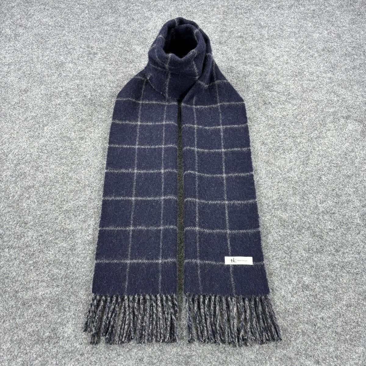 Takeo Kikuchi Scarf # D753 # Muffler # Neckwear