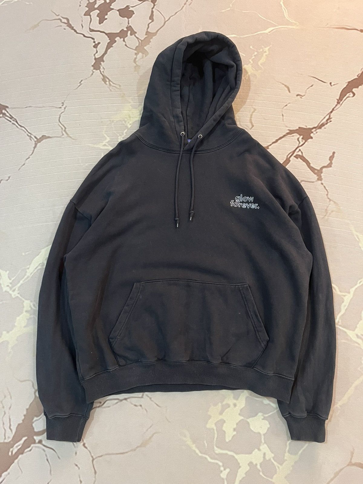Japanese Brand Glow Forever Boxy Fit Hoodie Embroidered Logo Size US L / EU 52-54 / 3 - 1 Thumbnail