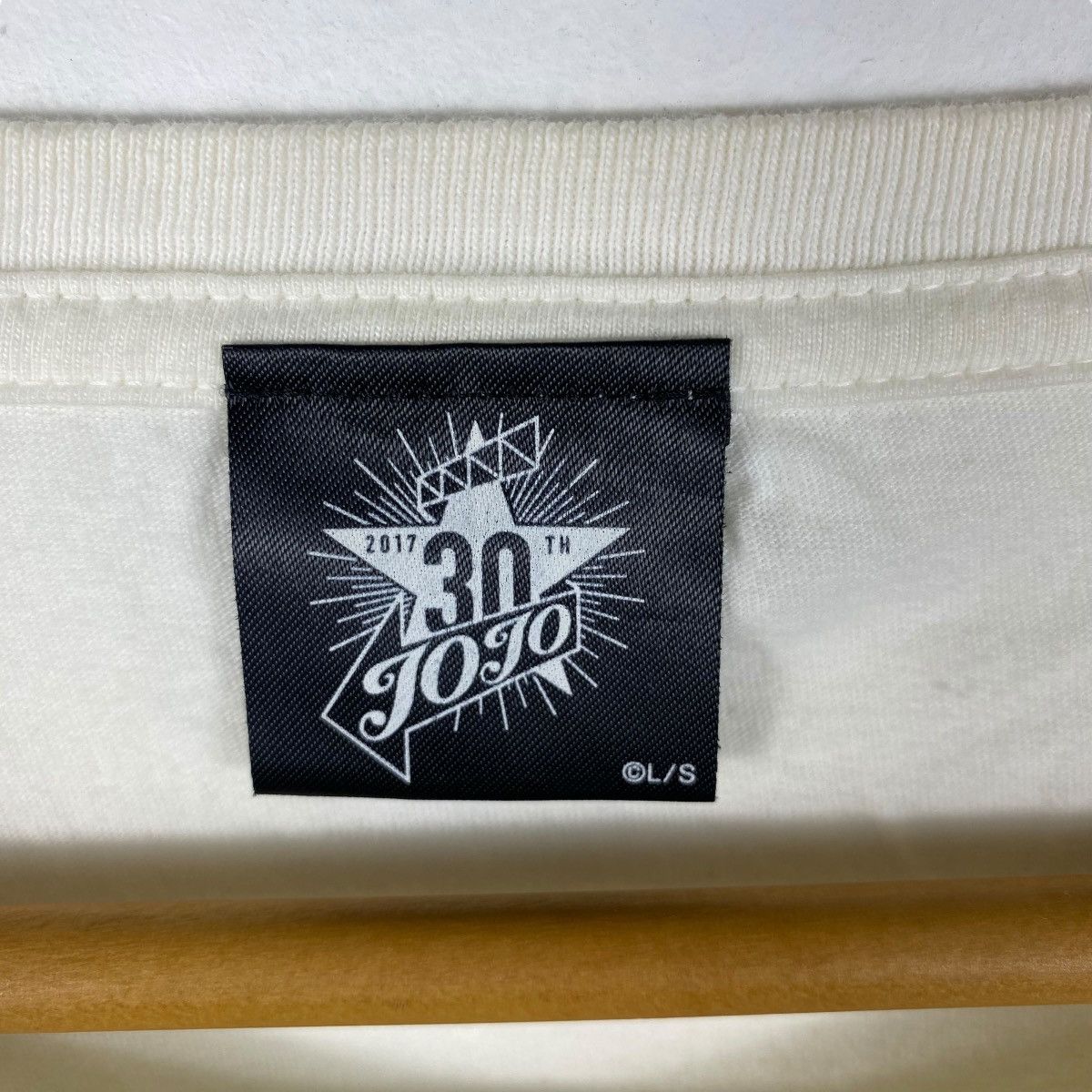 Anime JoJo's Bizarre Adventure 30th Anniversary Exhibition Tee Size US L / EU 52-54 / 3 - 5 Thumbnail