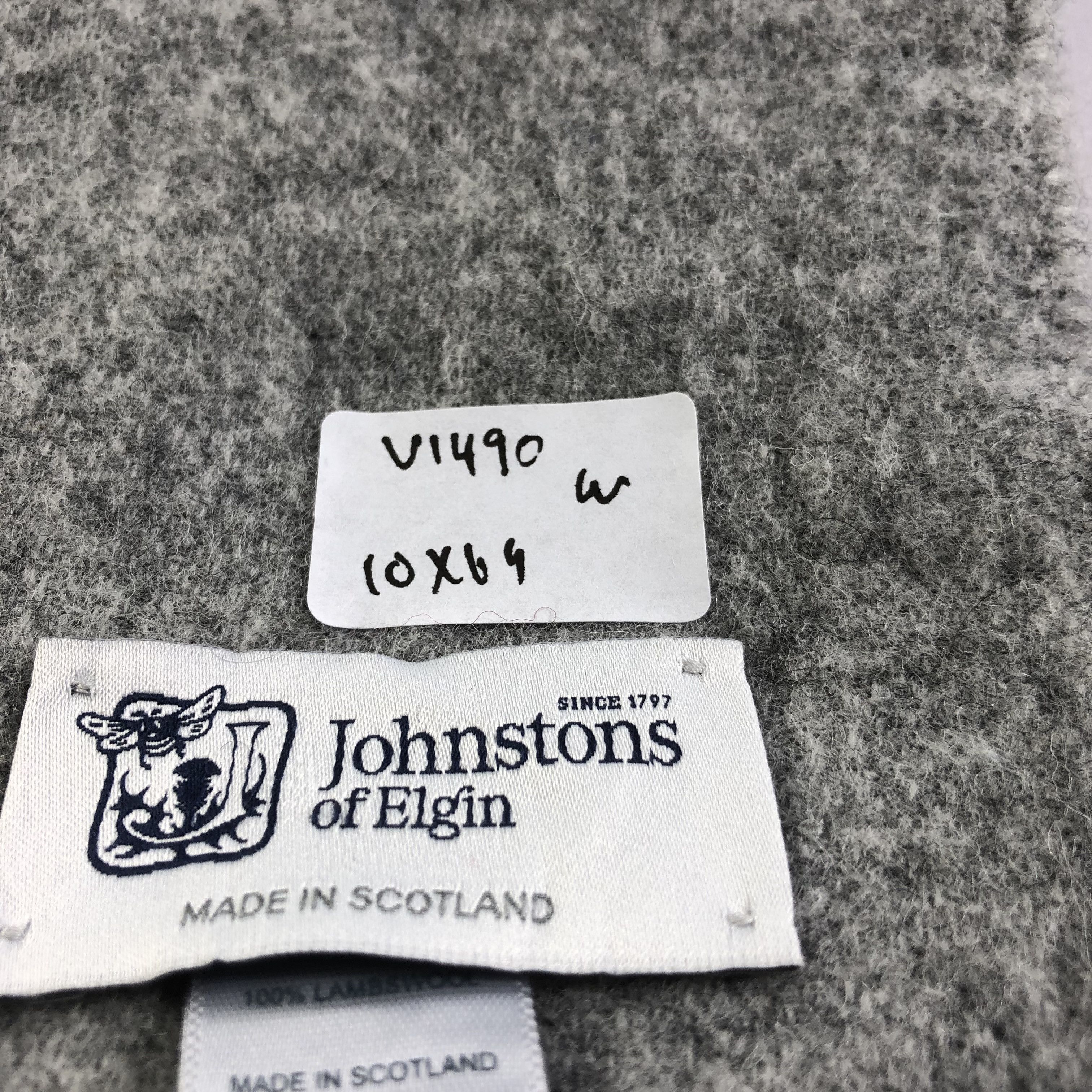Johnstons Of Elgin Johnstons of Elgin Plain Grey Wool Scarf Muffler V1490 Size ONE SIZE - 8 Thumbnail