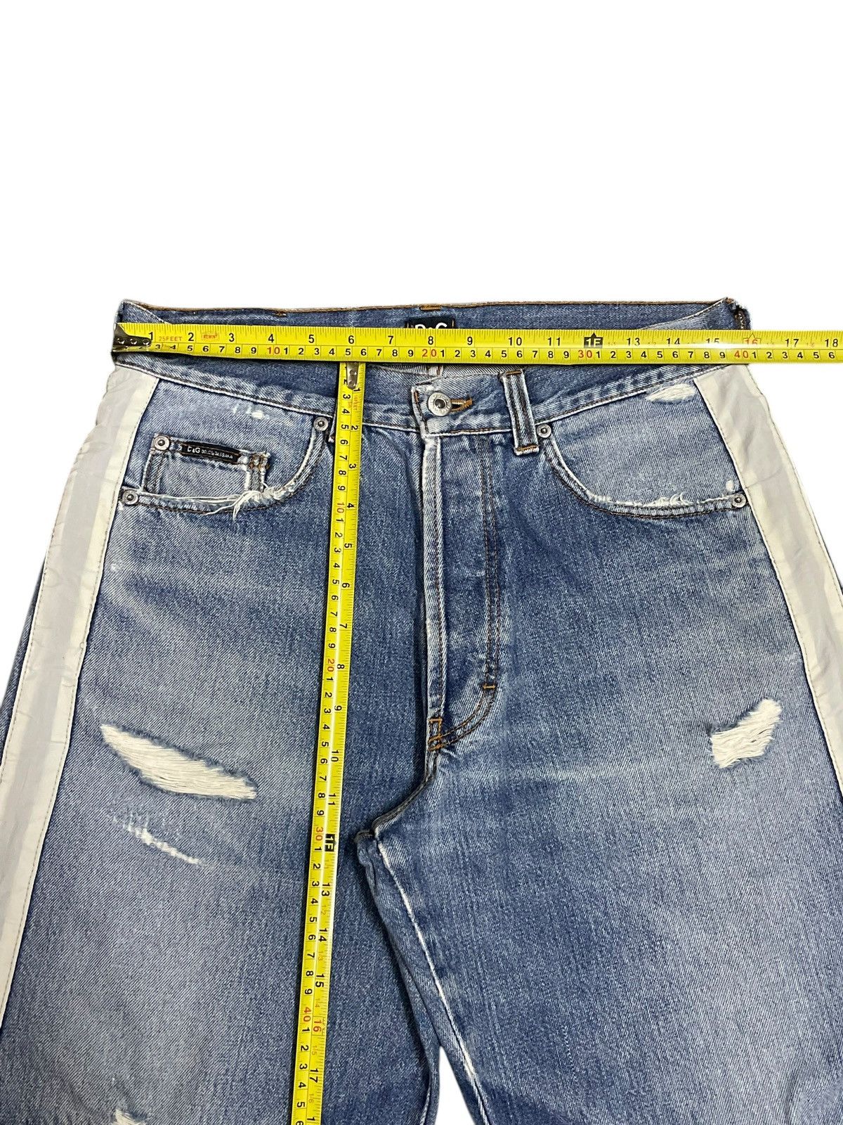 Dolce & Gabbana Vintage Y2K Dolce & Gabbana Distressed Side Tape Short Jeans Size US 32 / EU 48 - 17 Thumbnail