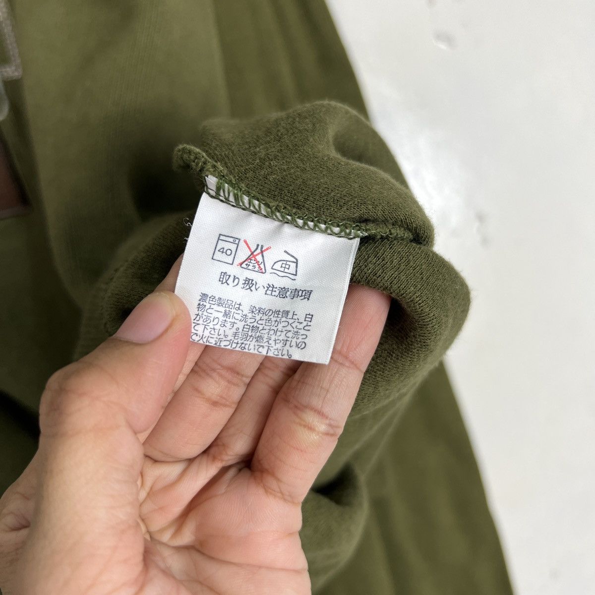 Japanese Brand 🔥 CLAUDIO VALENTINO EMBROIDERY SWEATSHIRTS Size US L / EU 52-54 / 3 - 14 Thumbnail