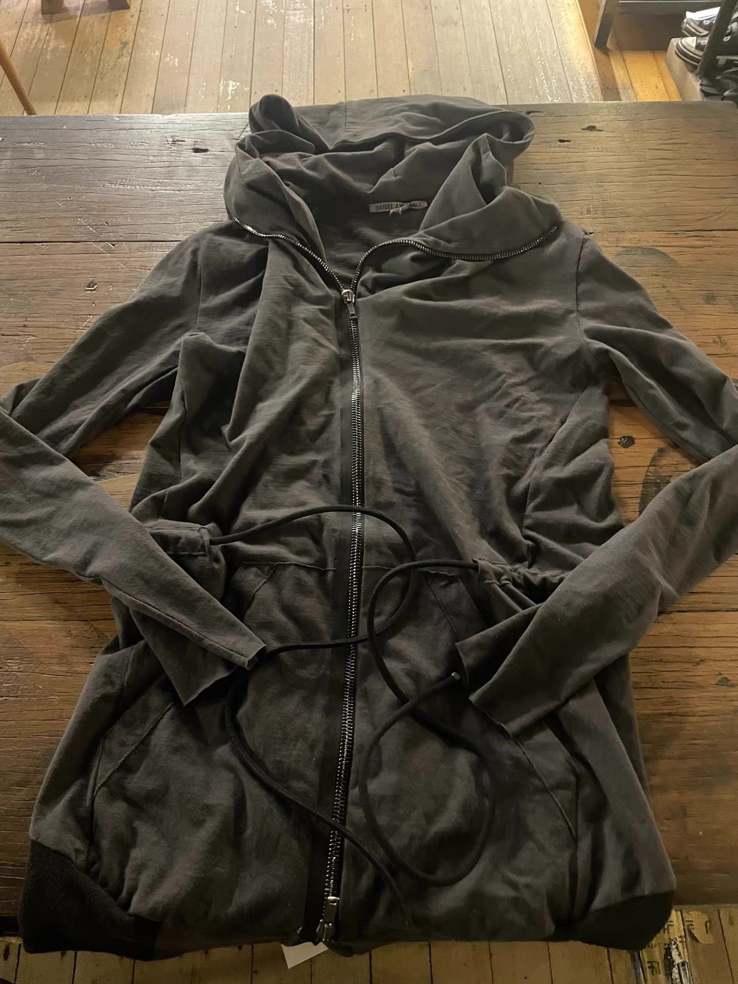 Daniel Andresen Belgian avant-garde brand Daniel Andresen Ｑ25 Size US M / EU 48-50 / 2 - 4 Thumbnail