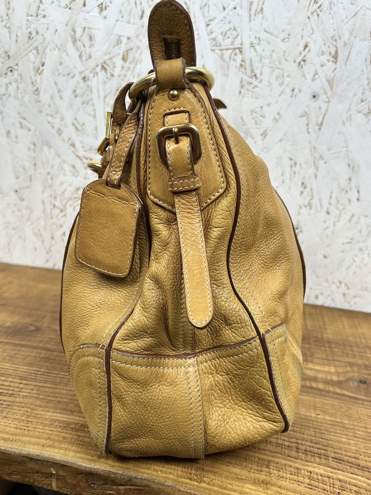 Prada Prada Deerskin Leather Handbag Shoulder Bag Size ONE SIZE - 12 Thumbnail
