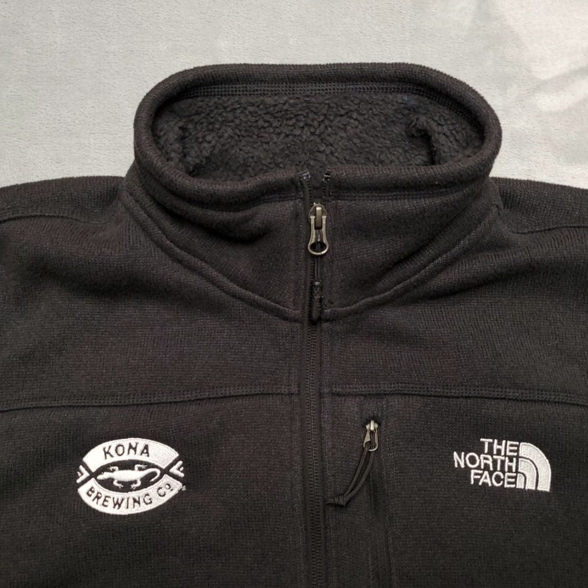 The North Face VINTAGE The North Face Sweater Mens Small Black Full Zip Fleece Knit Kona Brewing Jacket Size US S / EU 44-46 / 1 - 2 Thumbnail