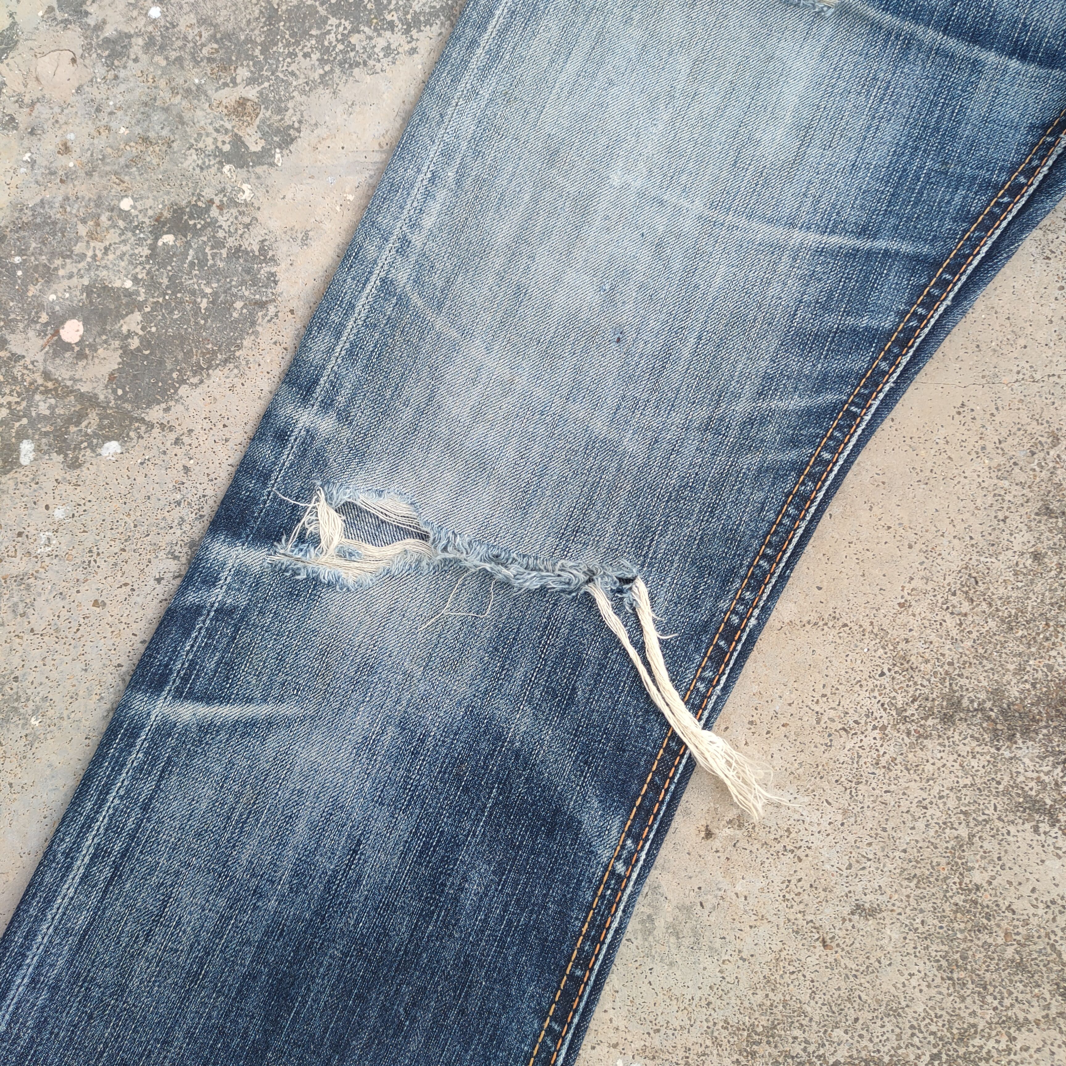 Edwin W31 vintage Edwin Distressed faded jeans denim pants Size US 31 - 6 Thumbnail