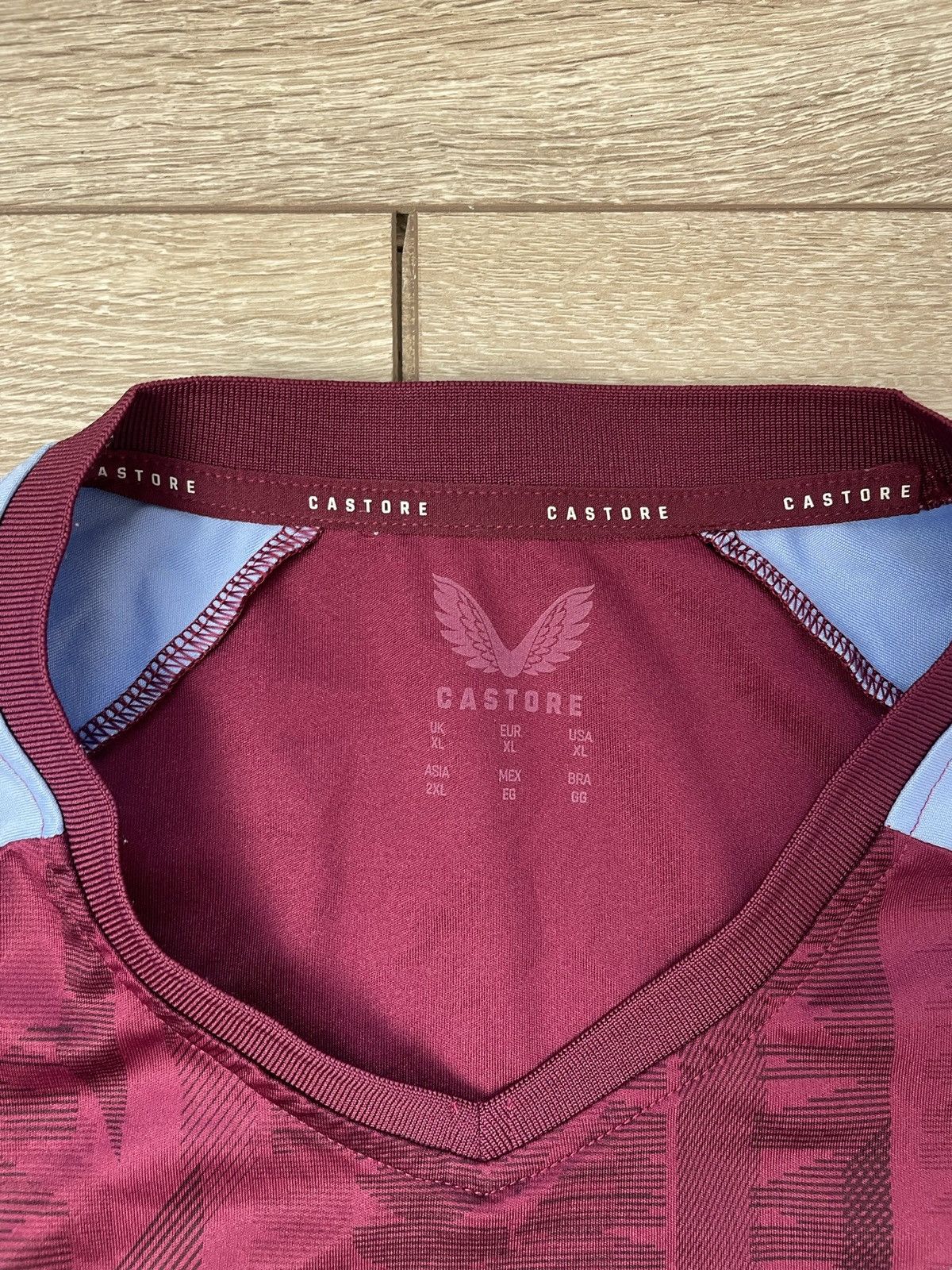 Castore Aston Villa FC 2023/24 Home Jersey Shirt Castore Xl size men Size US XL / EU 56 / 4 - 3 Thumbnail
