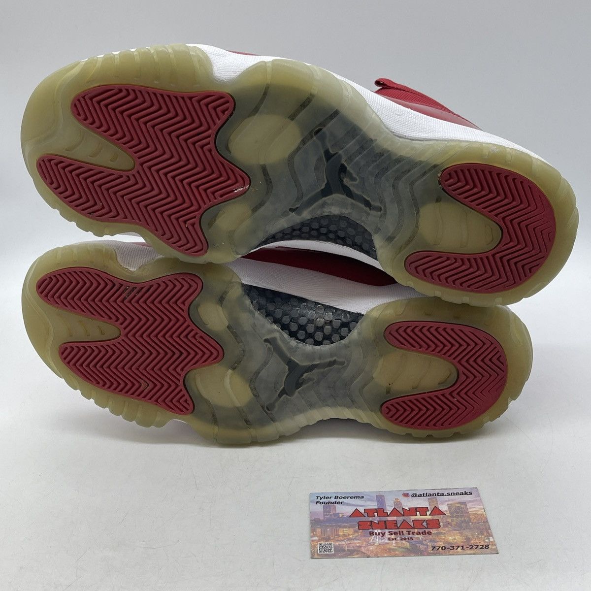 Jordan Brand Air Jordan 11 win like 96 Size US 9.5 / EU 42-43 - 7 Thumbnail