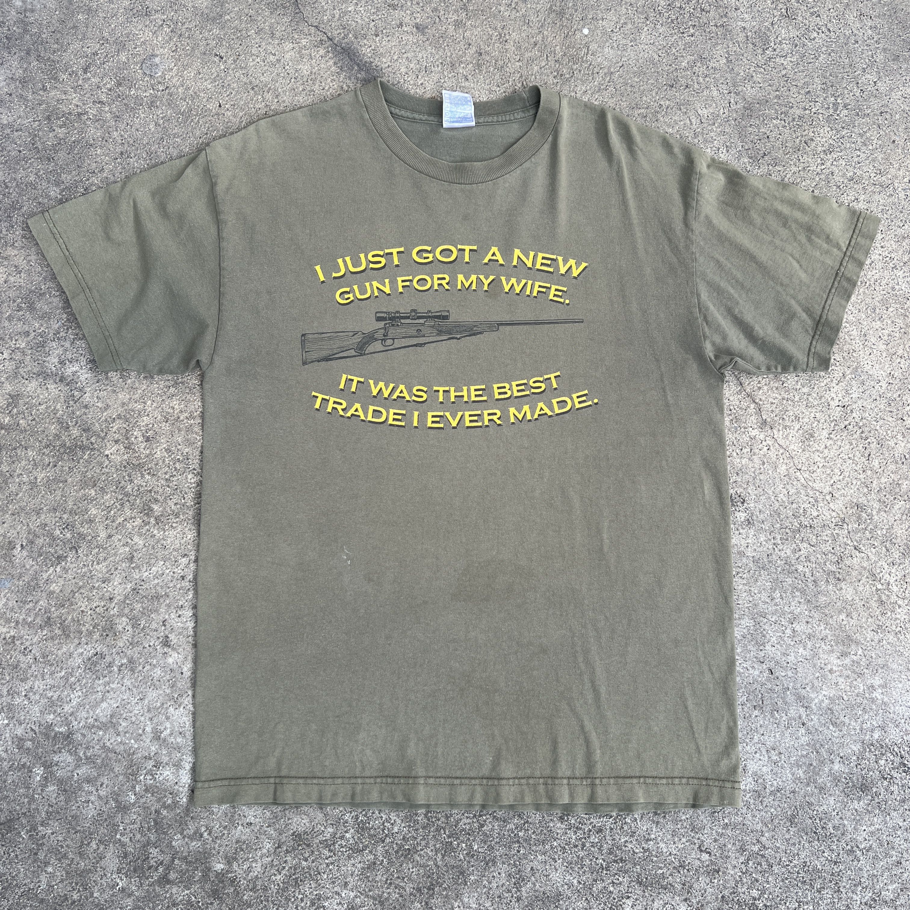 Vintage Vintage Y2K i just got a new gun for my wife Tee Gun Size US L / EU 52-54 / 3 - 2 Thumbnail