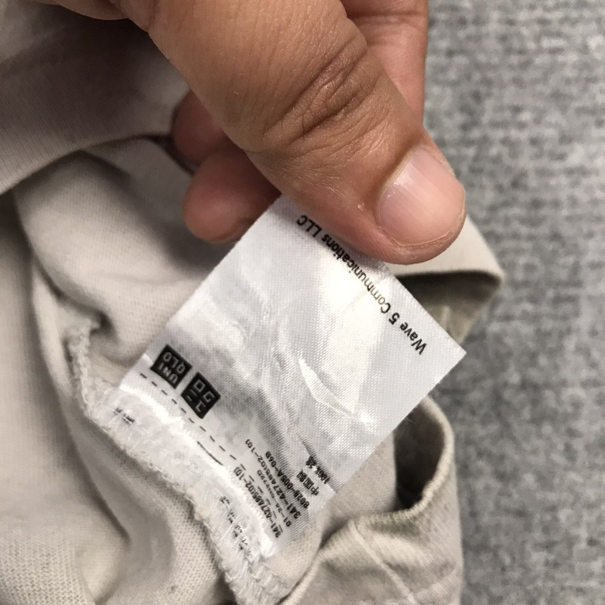 Futura FATURA X UNIQLO TSHIRT Size US L / EU 52-54 / 3 - 10 Thumbnail