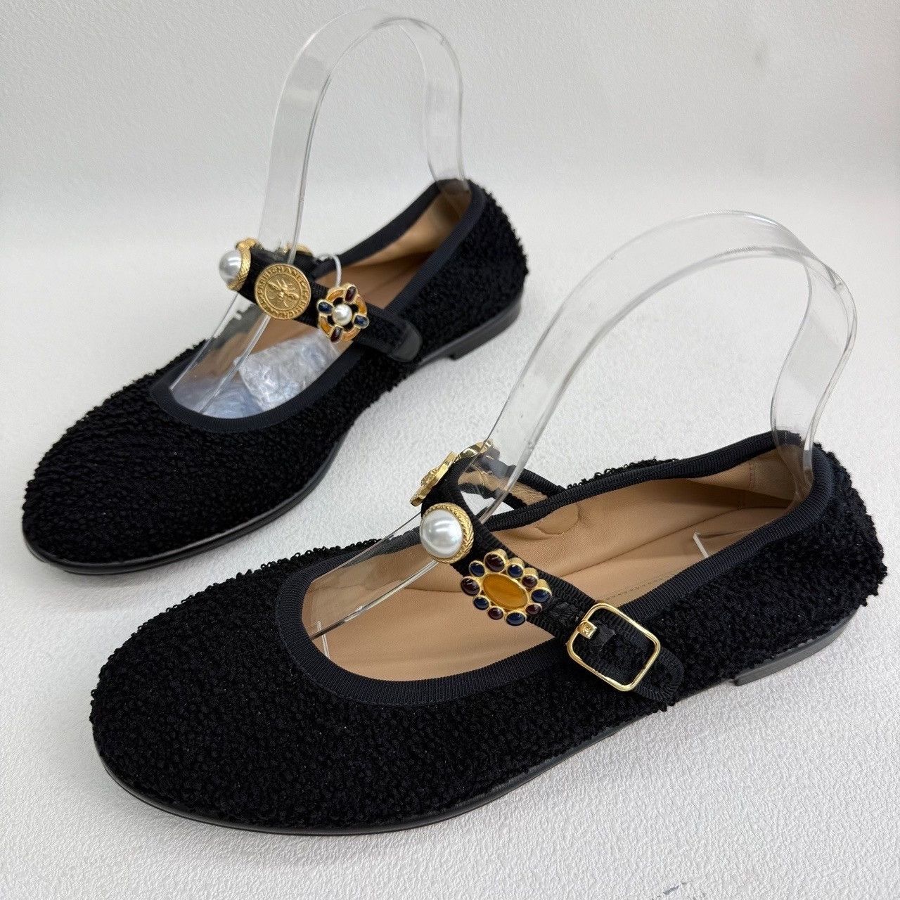 Chanel Chanel Wool Black Lowtop Sneakers us_7-5 Women Size US 7.5 / IT 37.5 - 1 Thumbnail