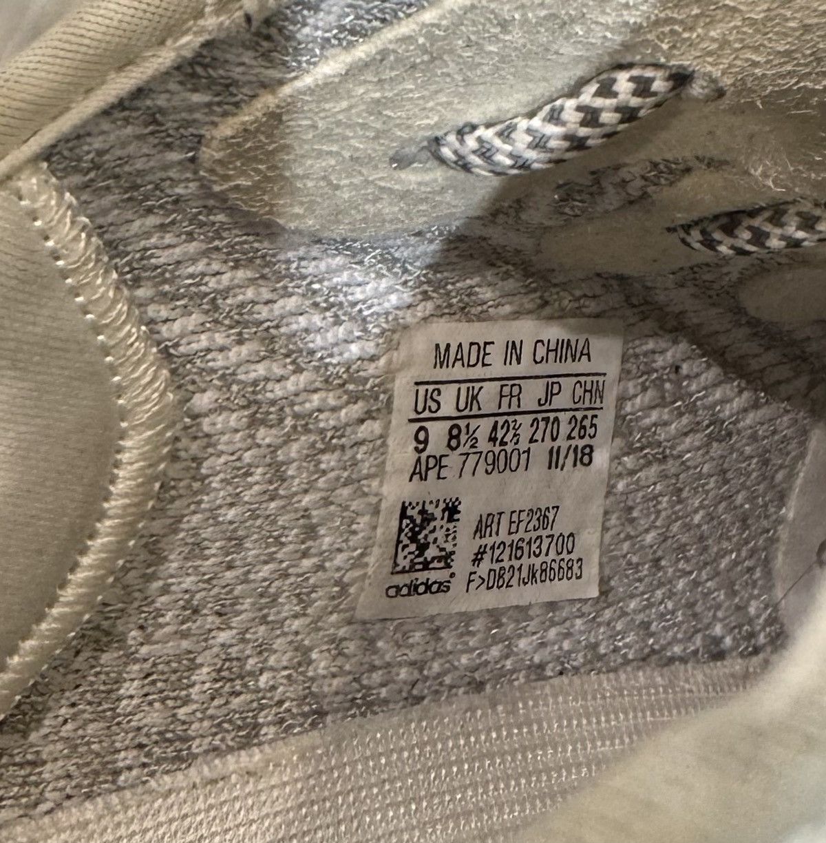 Adidas Yeezy Boost 350 V2 Static Reflective Size US 9 / EU 42 - 9 Thumbnail