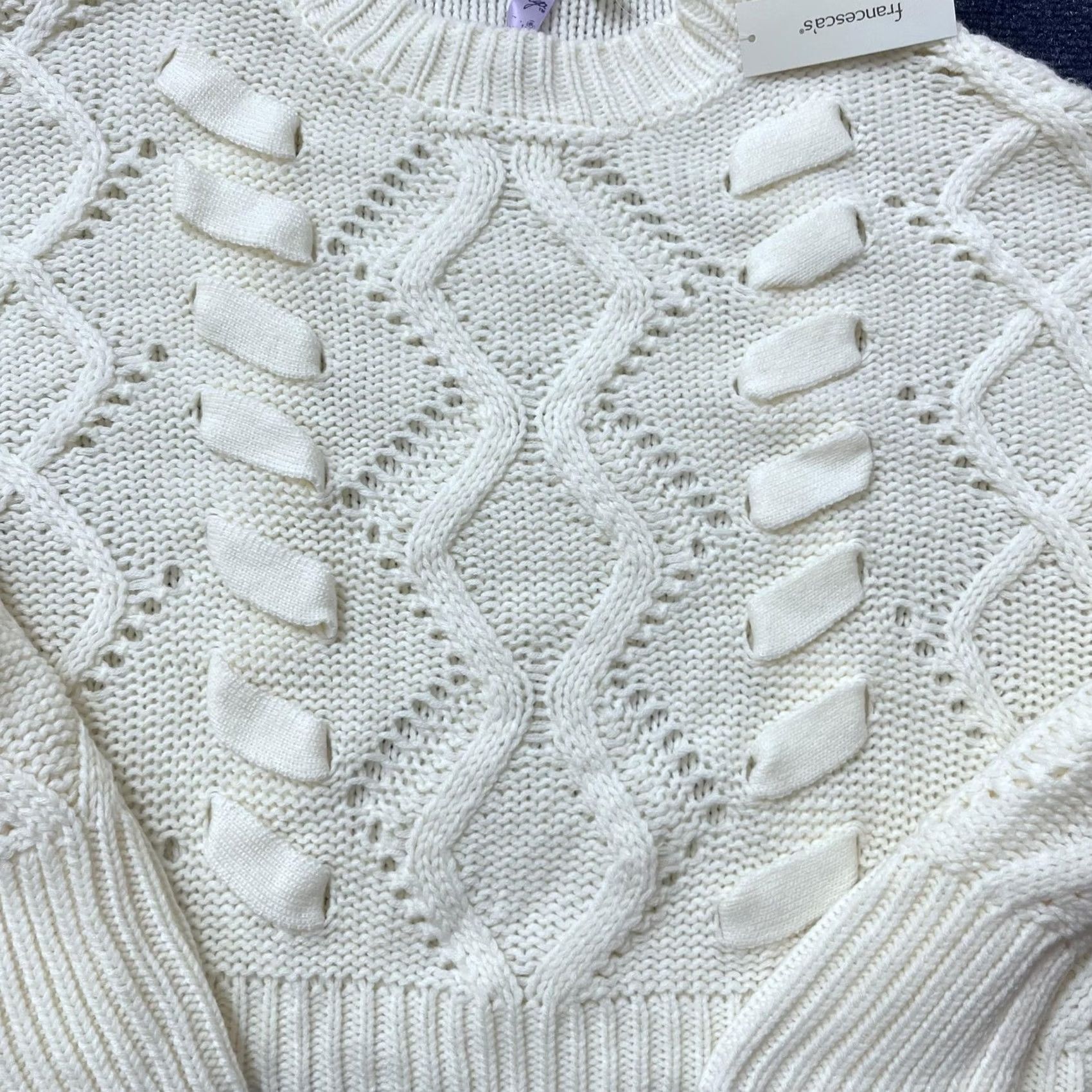 Vintage Alya Sweater Womens Medium Ivory Cable Knit Crewneck Chunky Pullover Francesca's Size M / US 6-8 / IT 42-44 - 3 Thumbnail
