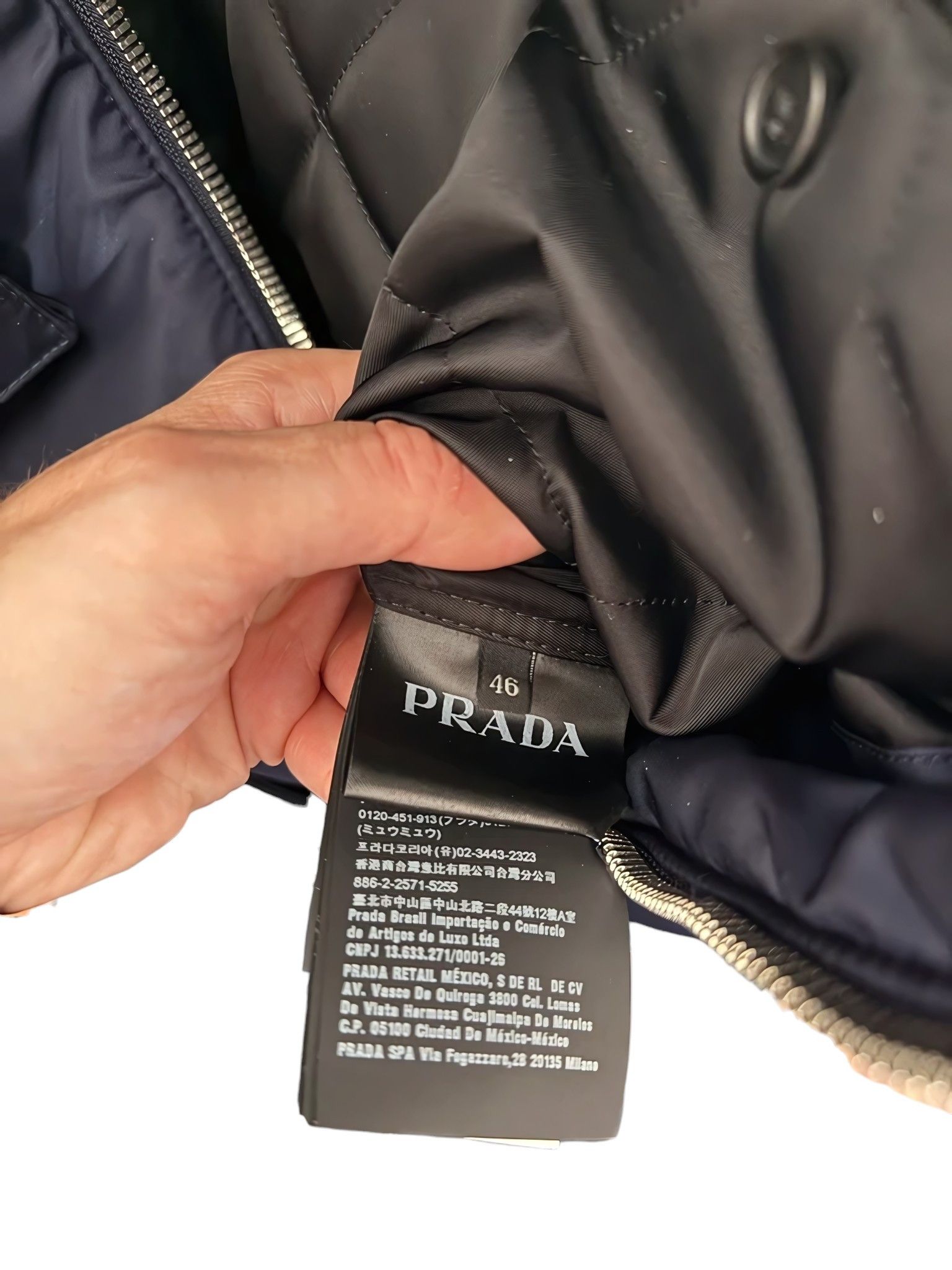 Prada F/W 2019 RUNWAY BELTED JACKET Size US S / EU 44-46 / 1 - 7 Thumbnail