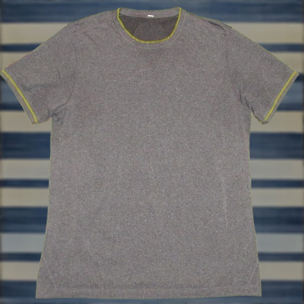 Lululemon LULULEMON Grey Short Sleeve Tech T Shirt Large L Mens Size US L / EU 52-54 / 3 - 1 Thumbnail