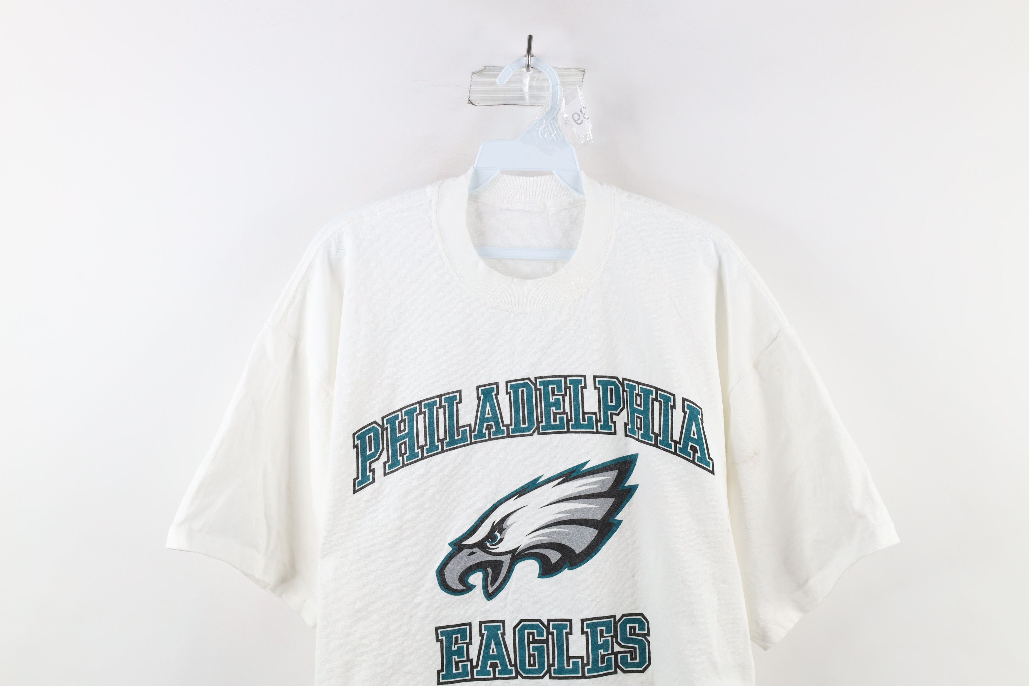 Vintage Vintage 90s Spell Out Philadelphia Eagles Football T-Shirt Size US XL / EU 56 / 4 - 2 Thumbnail
