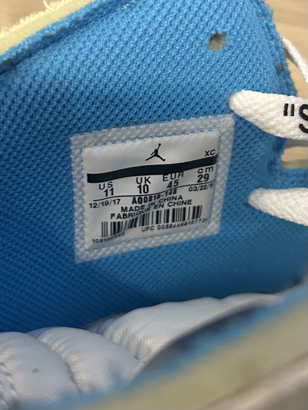 Nike × Off-White Off-White x Air Jordan 1 Retro High ‘OG UNC’ Size US 11 / EU 44 - 18 Thumbnail