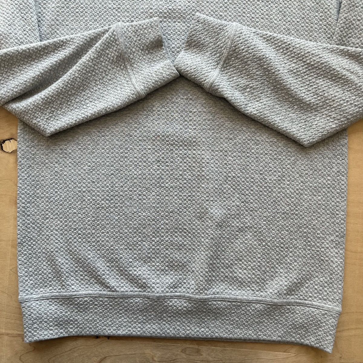 Lululemon Lululemon All Yours Bubble Dot Pullover Small Gray Casual Size US M / EU 48-50 / 2 - 4 Thumbnail