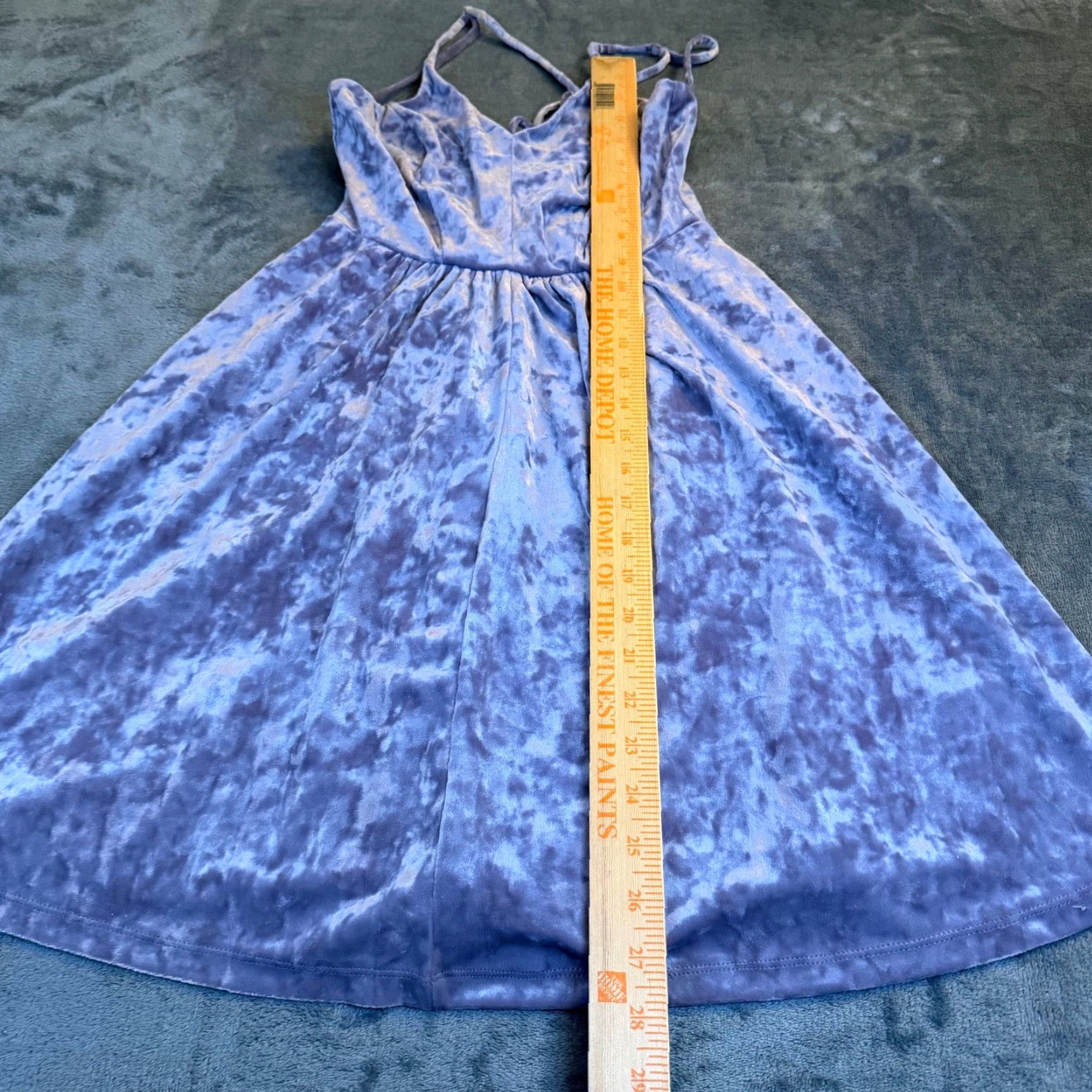 Vintage Wild Fable Velvet Crushed Mini Dress Lavender Spaghetti Strap V-Neck A-Line Womens XS Dress Size XS / US 0-2 / IT 36-38 - 6 Thumbnail