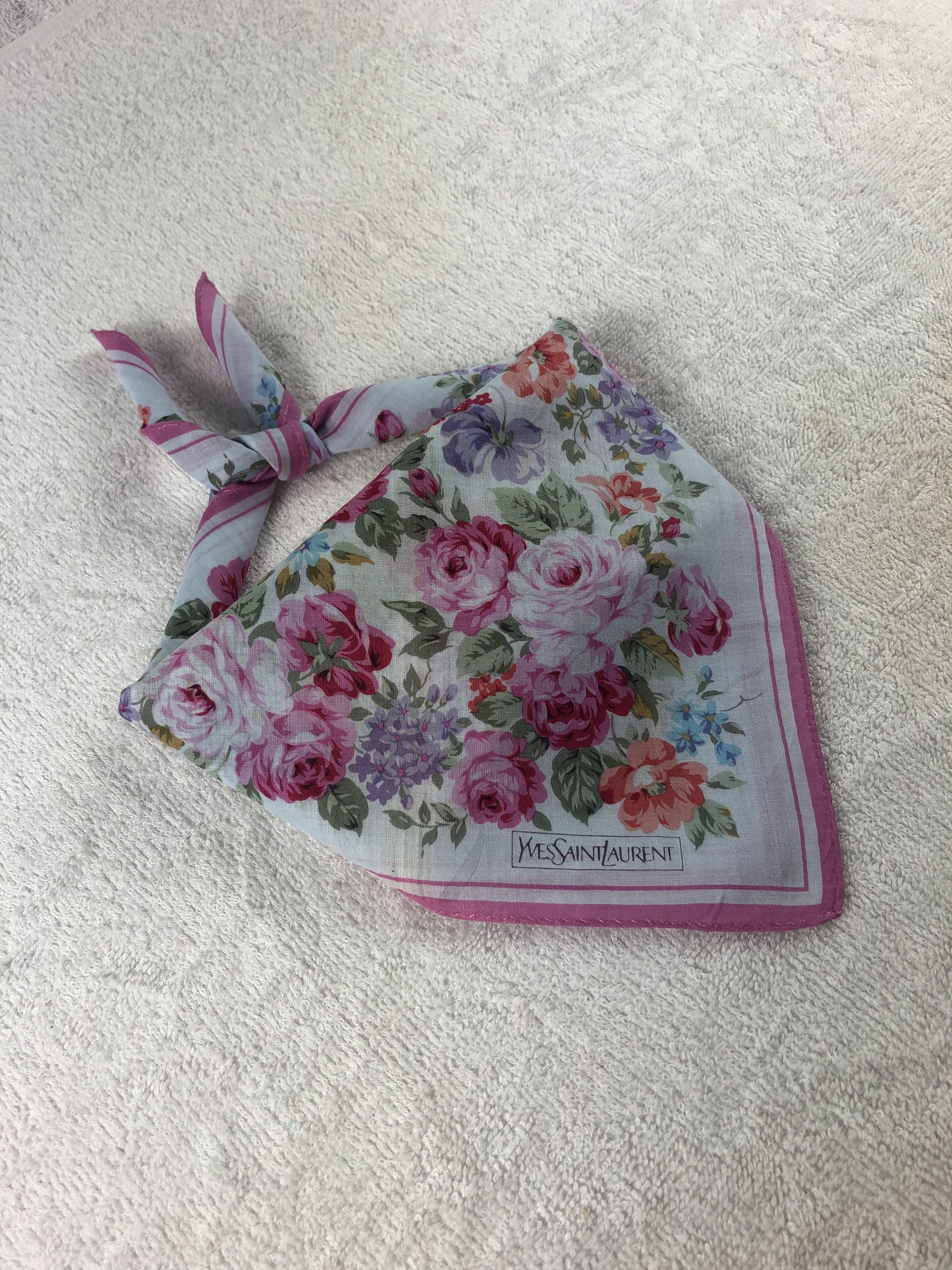 Yves Saint Laurent Yves Saint Laurent Handkerchief / Bandana / Neckerchief Size ONE SIZE - 2 Thumbnail
