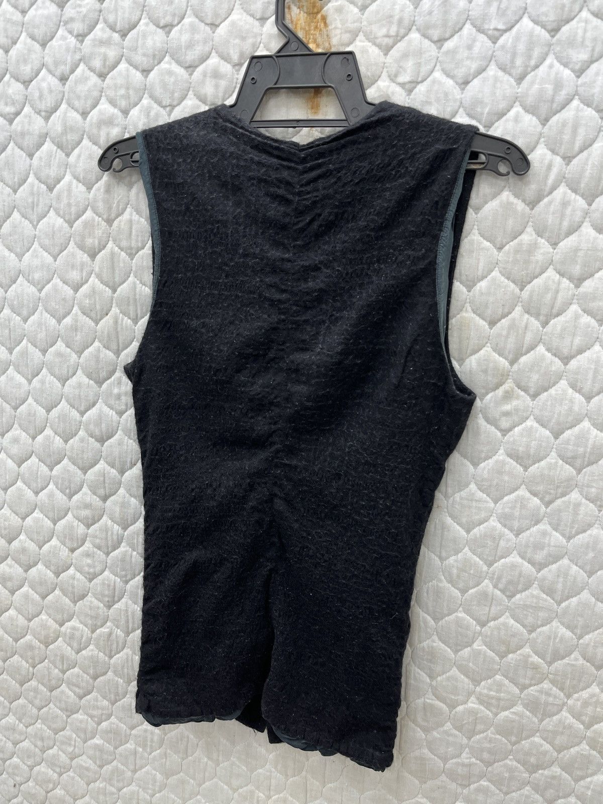 🔥🔥🔥STEALS KRISS VAN ASSCHE VEST