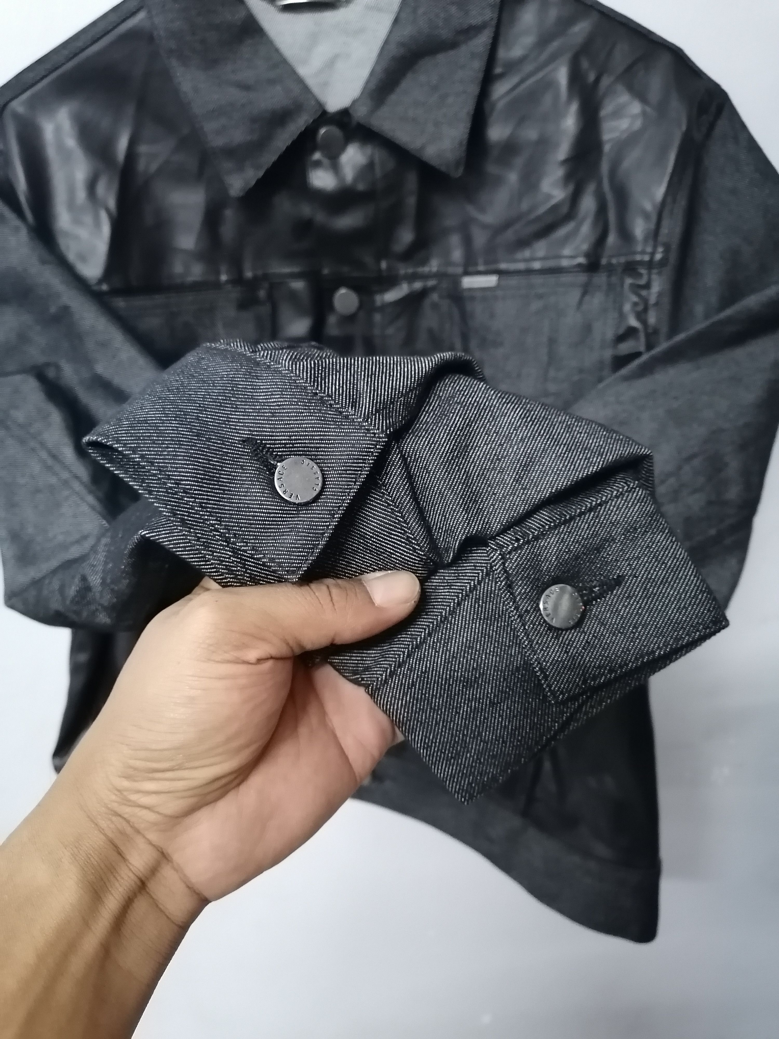 Versace × Versace Jeans Couture Vintage Versace Classic Hybrid Trucker Jackets Size US L / EU 52-54 / 3 - 4 Thumbnail
