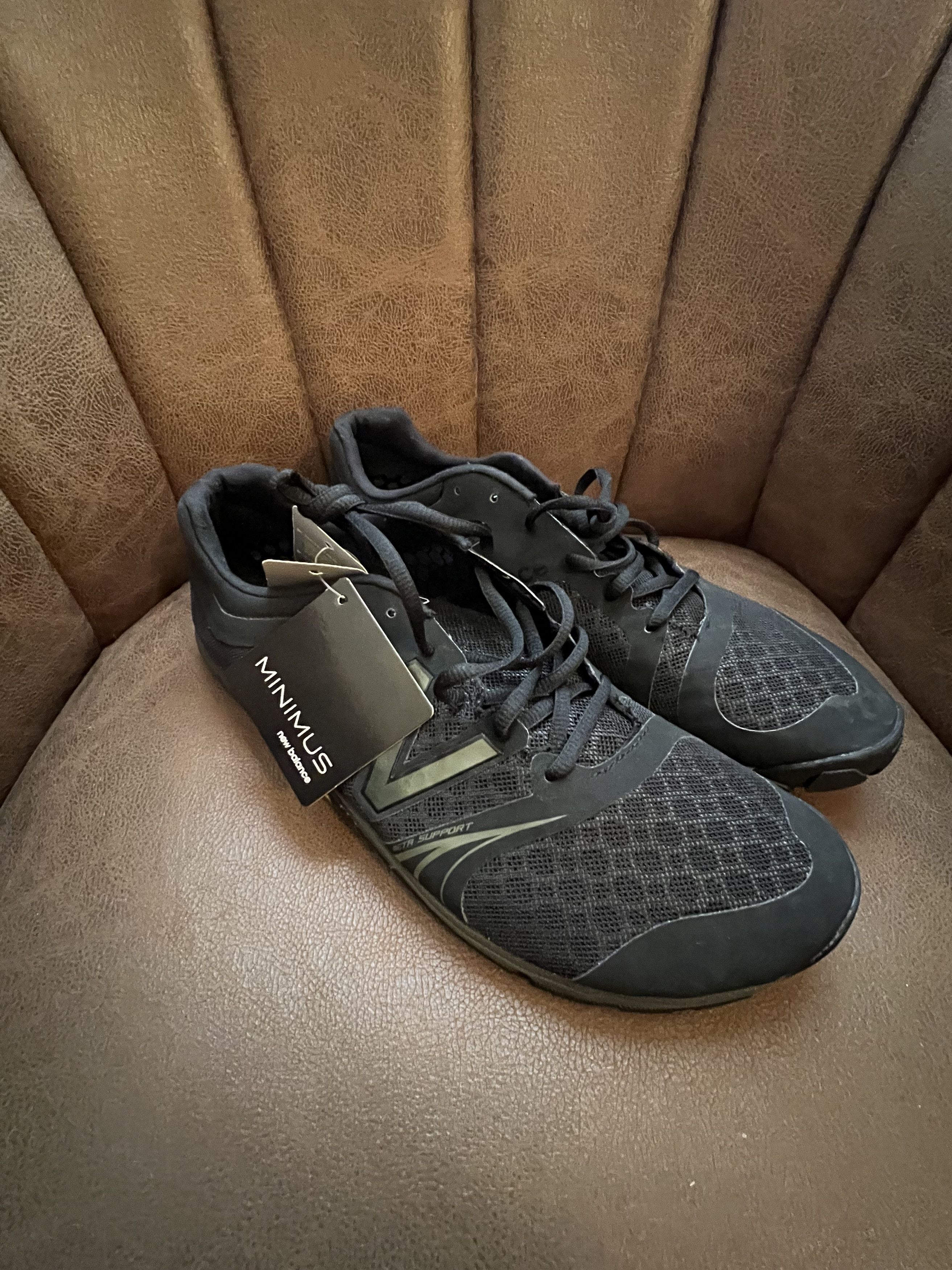 New Balance New Balance Minimus (Black / Size 12 US) Size US 12 / EU 45 - 3 Thumbnail