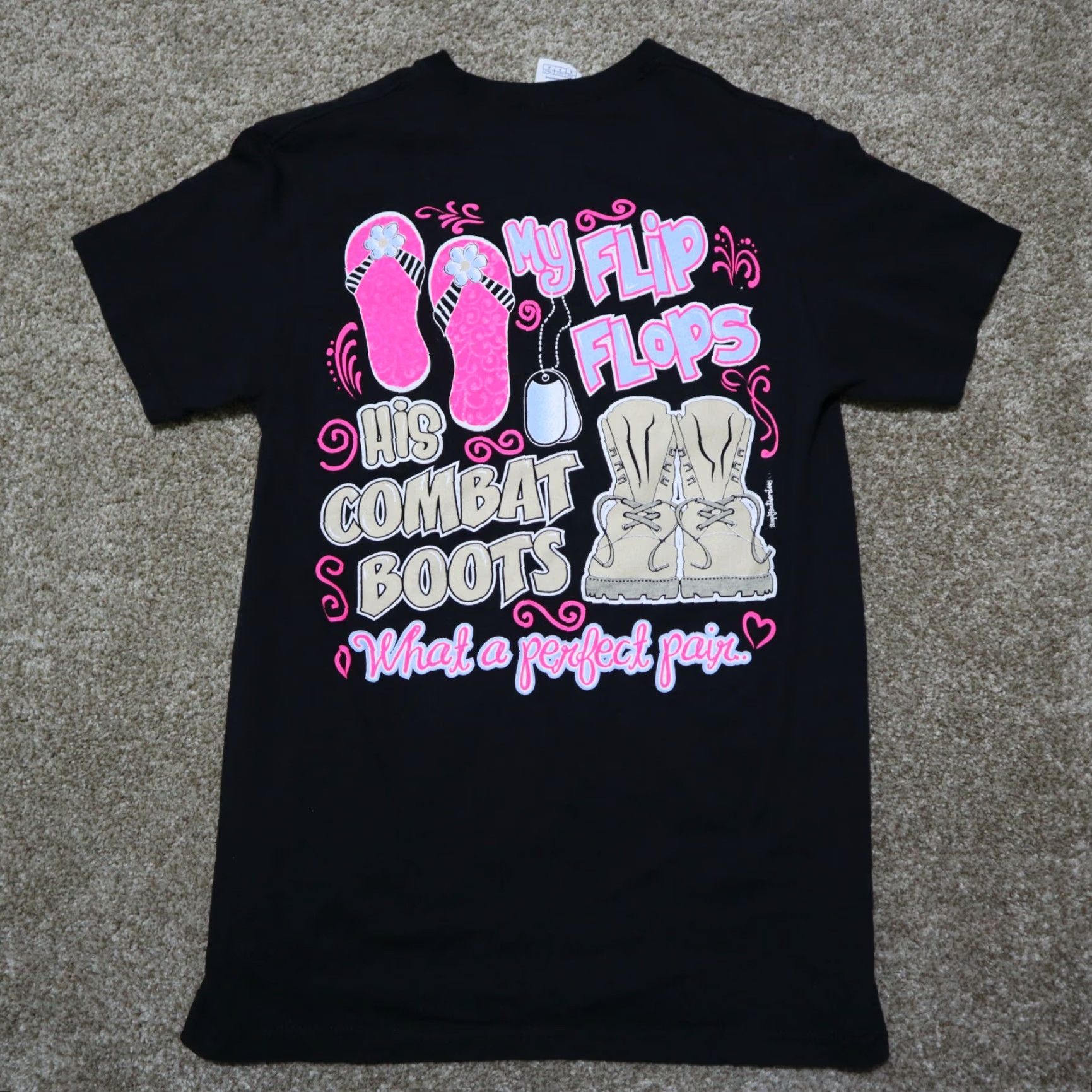 Delta Delta T-Shirt Women Small S Black Boots Graphic 90s Style? Size S / US 4 / IT 40 - 7 Thumbnail