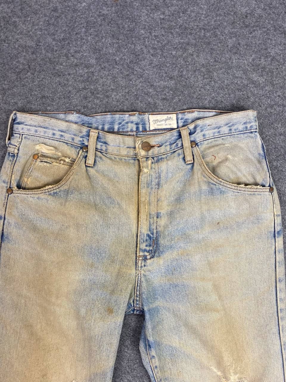 Wrangler vintage wrangler lightwash distressed denim Size US 34 / EU 50 - 9 Thumbnail