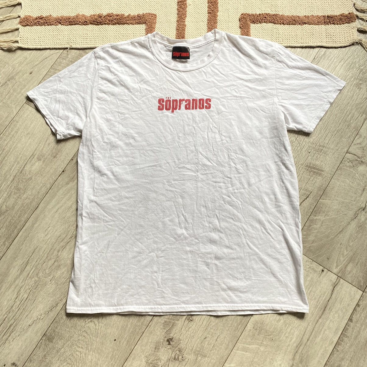 Vintage THE SOPRANOS SERIES HBO Y2K BOX LOGO T SHIRT Size US XL / EU 56 / 4 - 1 Thumbnail