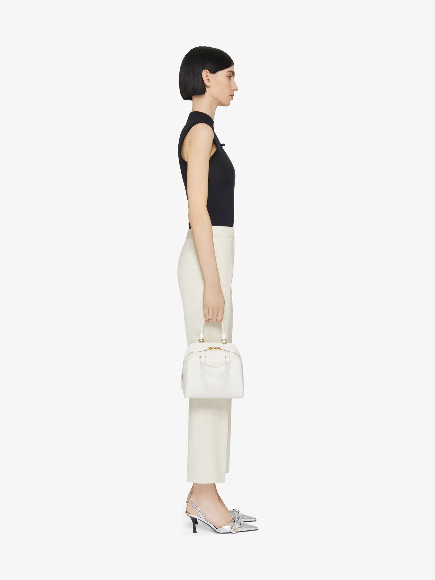 Givenchy o1w1db10825 Cropped Tailored Pants in White Size 30" / US 8 / IT 44 - 4 Thumbnail