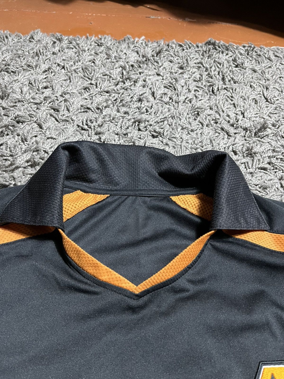 Le Coq Sportif WOLVERHAMPTON LE COQ SPORTIF 2005/06 TRIKOT SOCCER JERSEY Size US XXL / EU 58 / 5 - 4 Thumbnail
