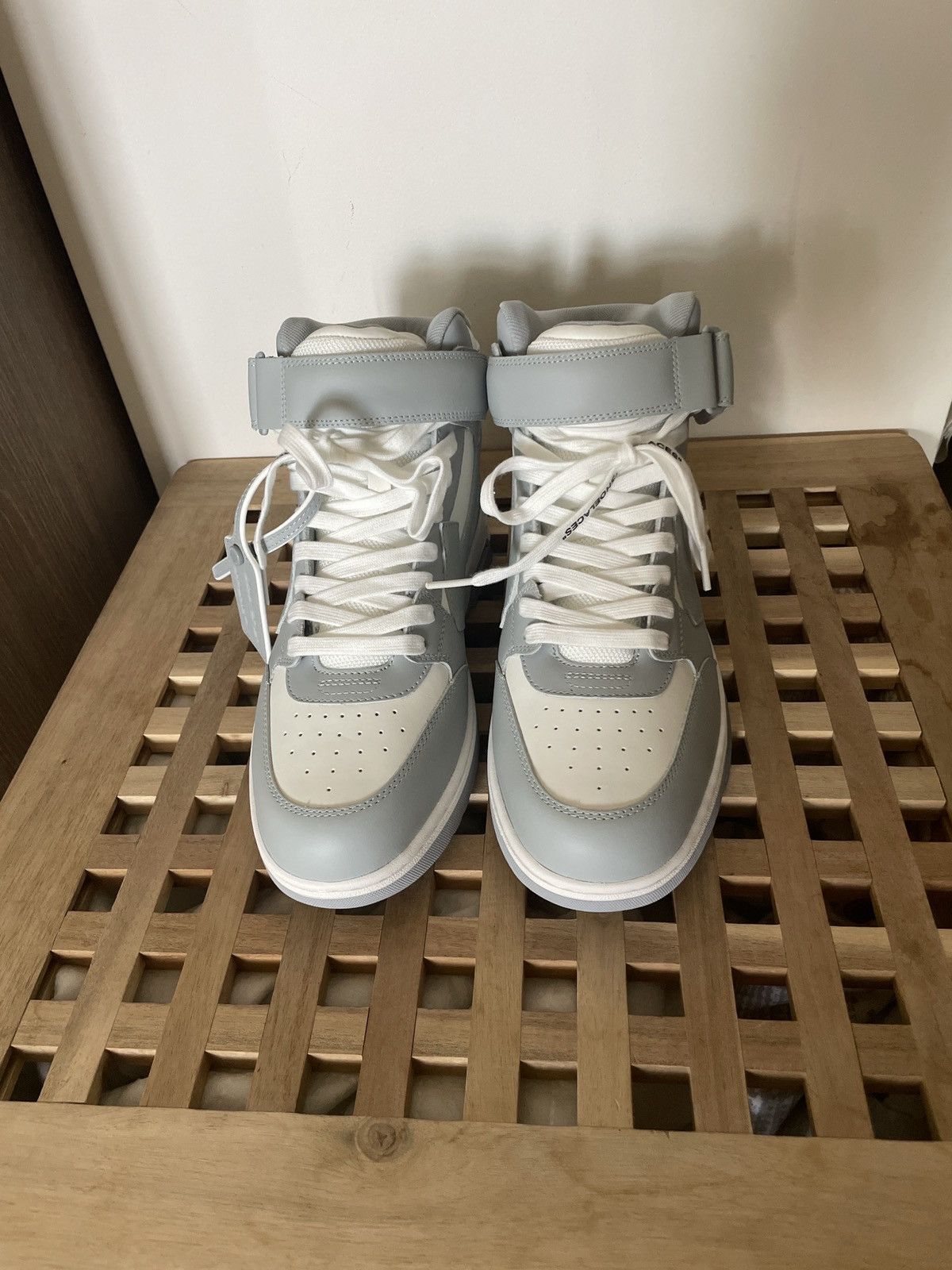 Off-White Off-White “Out of Office” High-Top Size US 9 / EU 42 - 3 Thumbnail