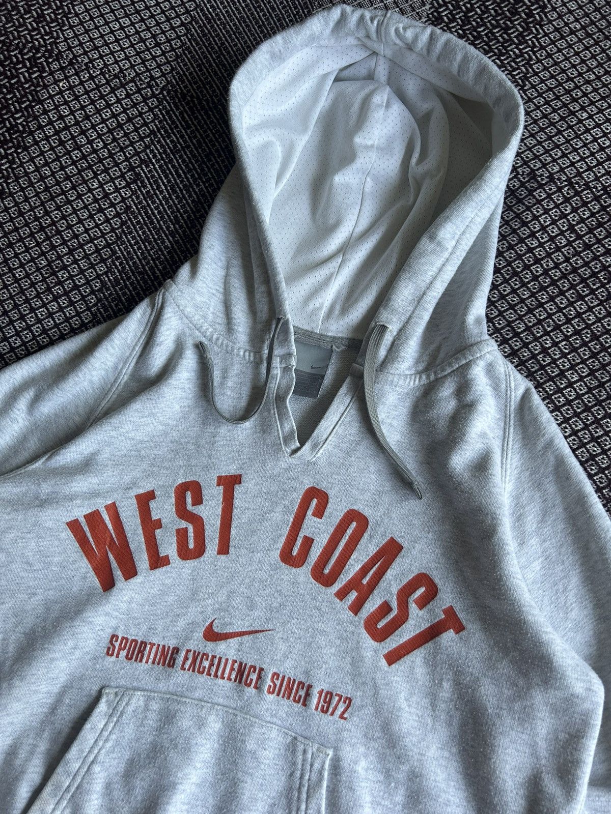 Nike Vintage Nike Women Hoodie 90s West Coast Streetwear Size S Size S / US 4 / IT 40 - 3 Thumbnail