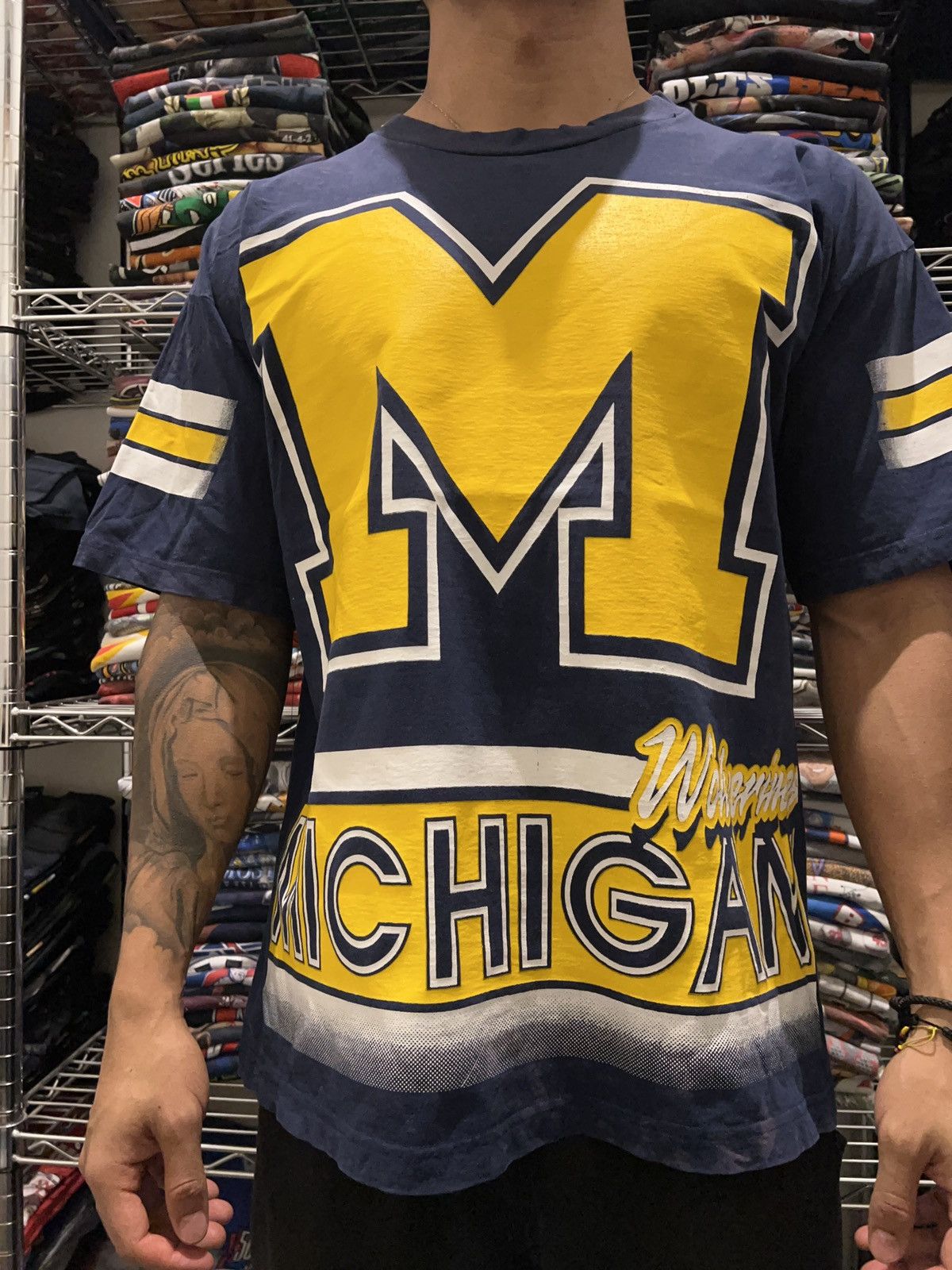 NCAA 90s Michigan Wolverines Team Tee Size US XL / EU 56 / 4 - 3 Thumbnail