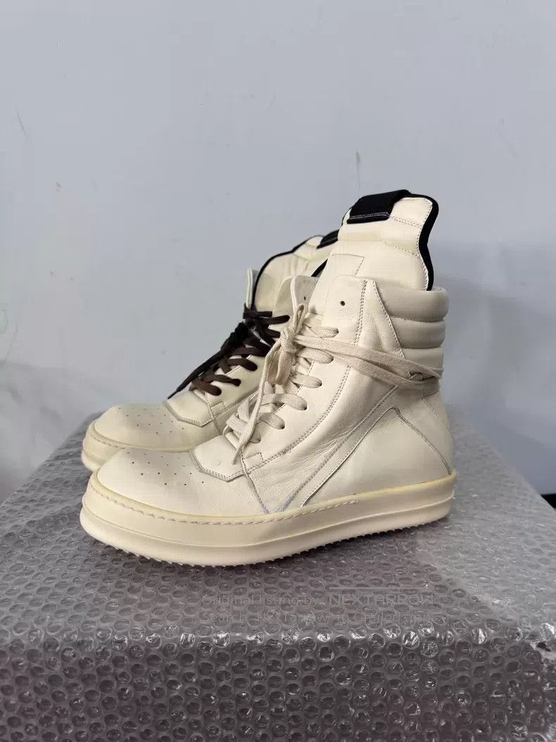 Rick Owens Rick Owens Main Line Pure White Inverted Triangle Size US 6 / EU 39 - 1 Thumbnail