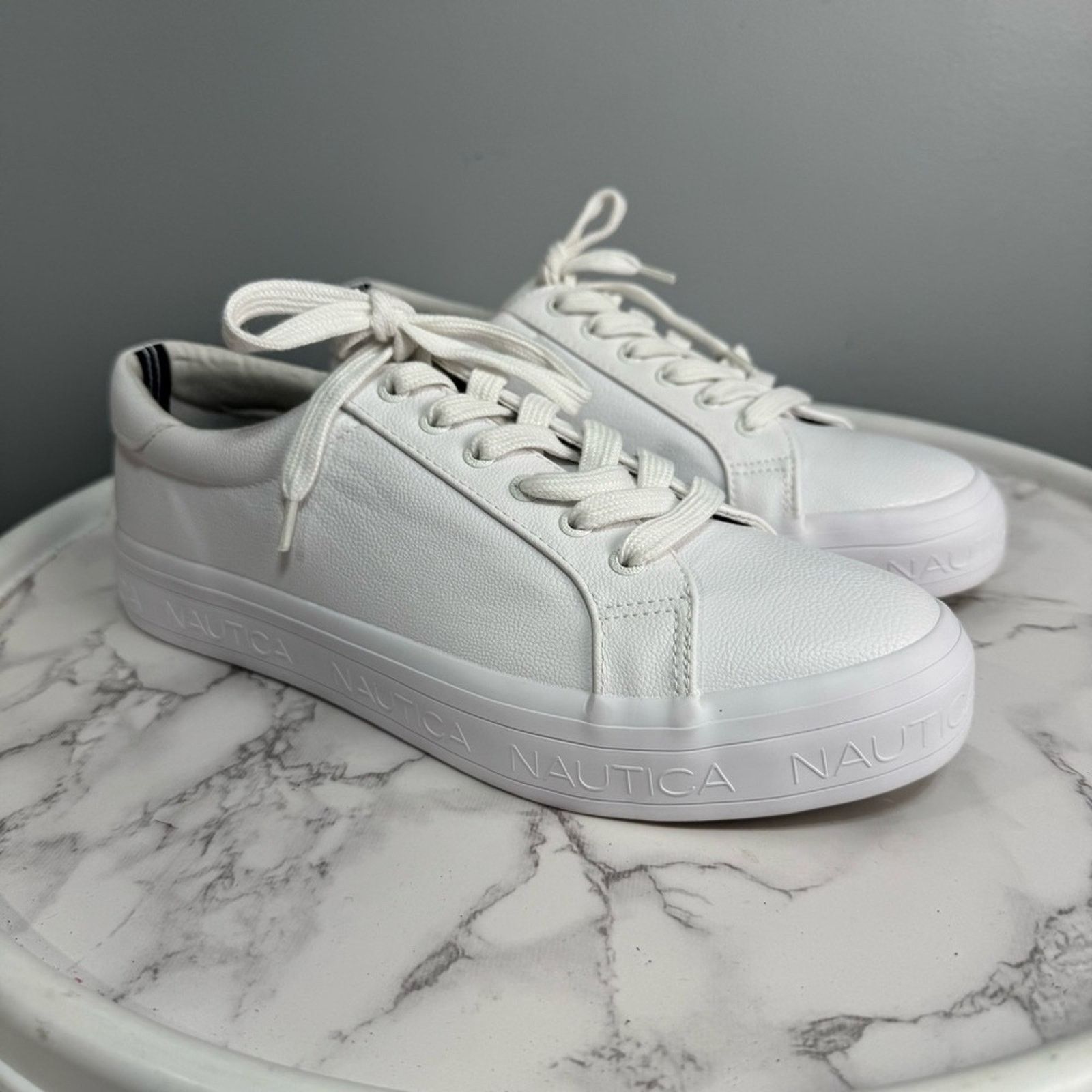 Nautica Nautica Women Fashion Sneaker Lace-Up Size 9.5 NWOB H957 Size US 9.5 / IT 39.5 - 4 Thumbnail