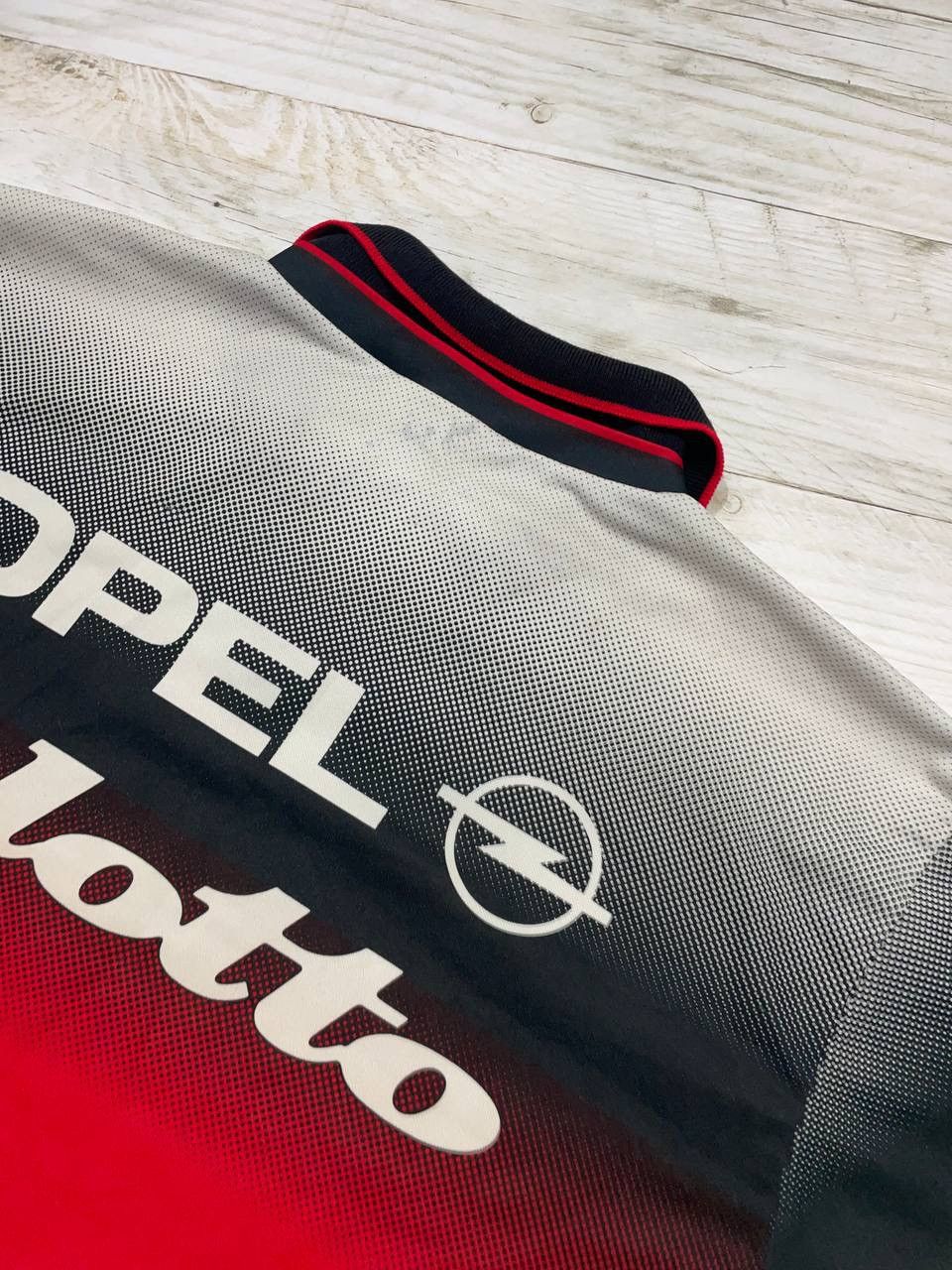 Lotto Sport Lotto AC Milan 1995 1996 Training Shirt Soccer Jersey Size US XL / EU 56 / 4 - 20 Thumbnail